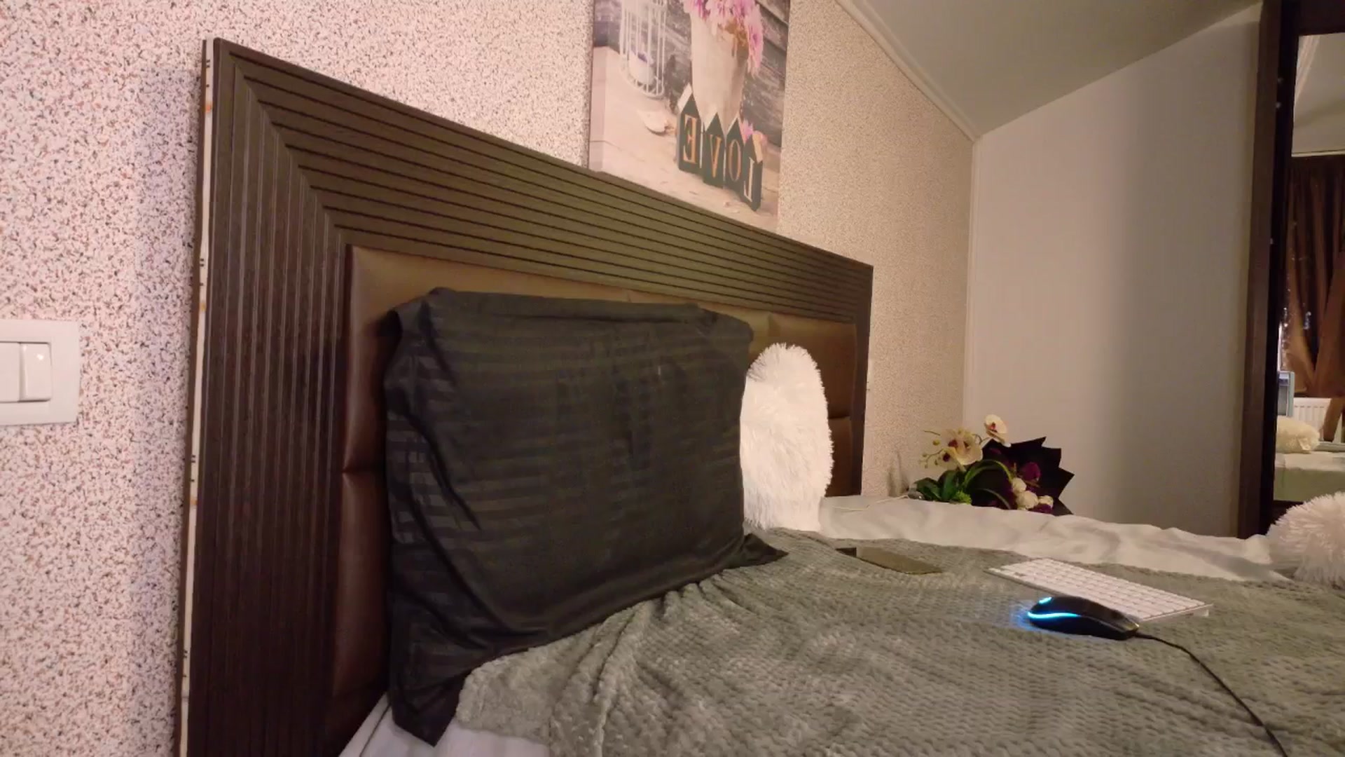 Gallery image thumbnail from SweetyKell's myfreecams stream on, 01/06/2026, 01:18 image 12 of 20