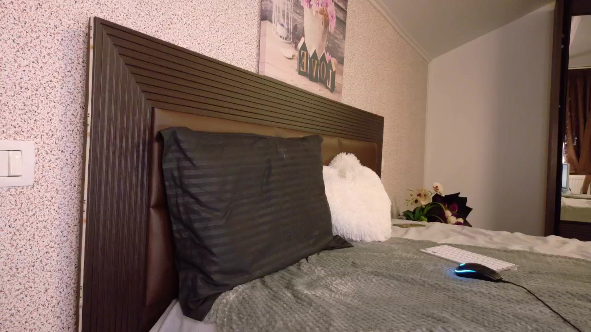 Gallery image thumbnail from SweetyKell's myfreecams stream on, 01/06/2026, 01:18 image 2 of 20