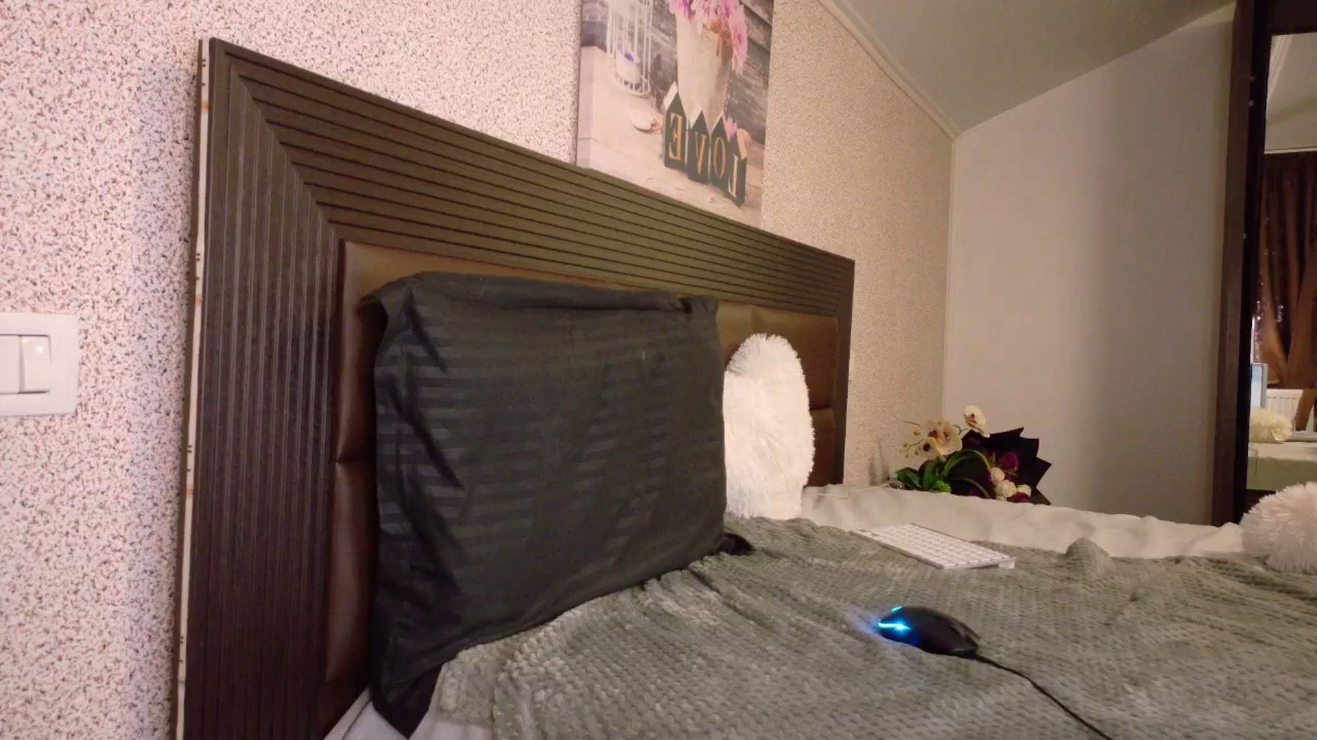 Gallery image thumbnail from SweetyKell's myfreecams stream on, 01/06/2026, 01:18 image 20 of 20