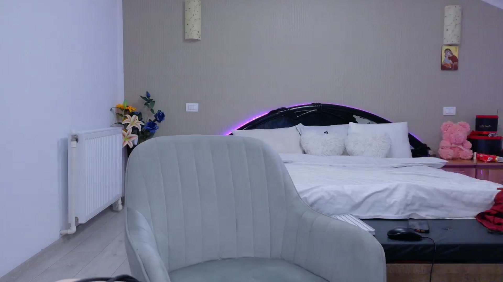 Gallery image thumbnail from SweetyKell's myfreecams stream on, 02/17/2026, 15:33 image 13 of 20