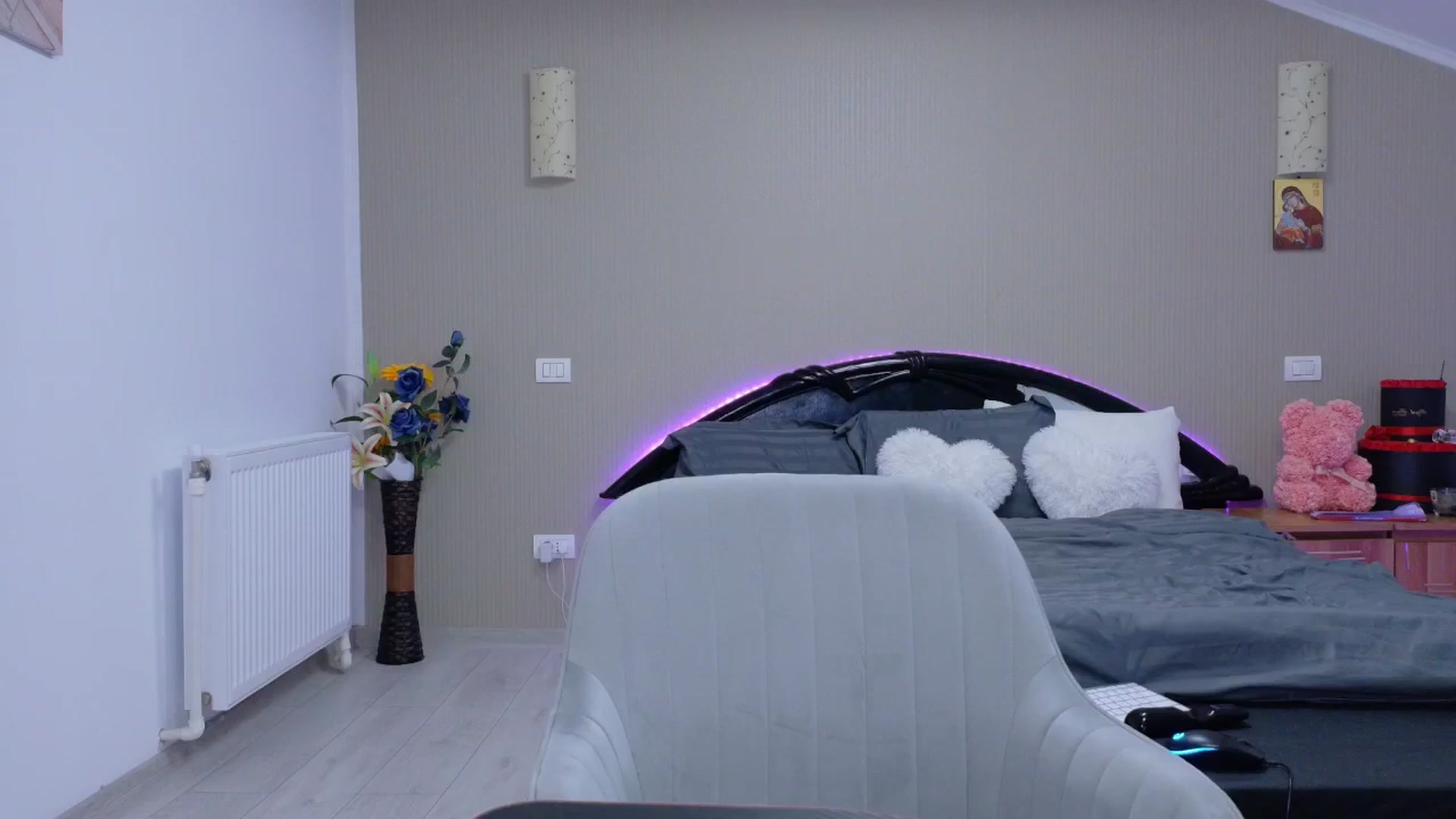 Gallery image thumbnail from SweetyKell's myfreecams stream on, 03/11/2026, 14:57 image 12 of 20