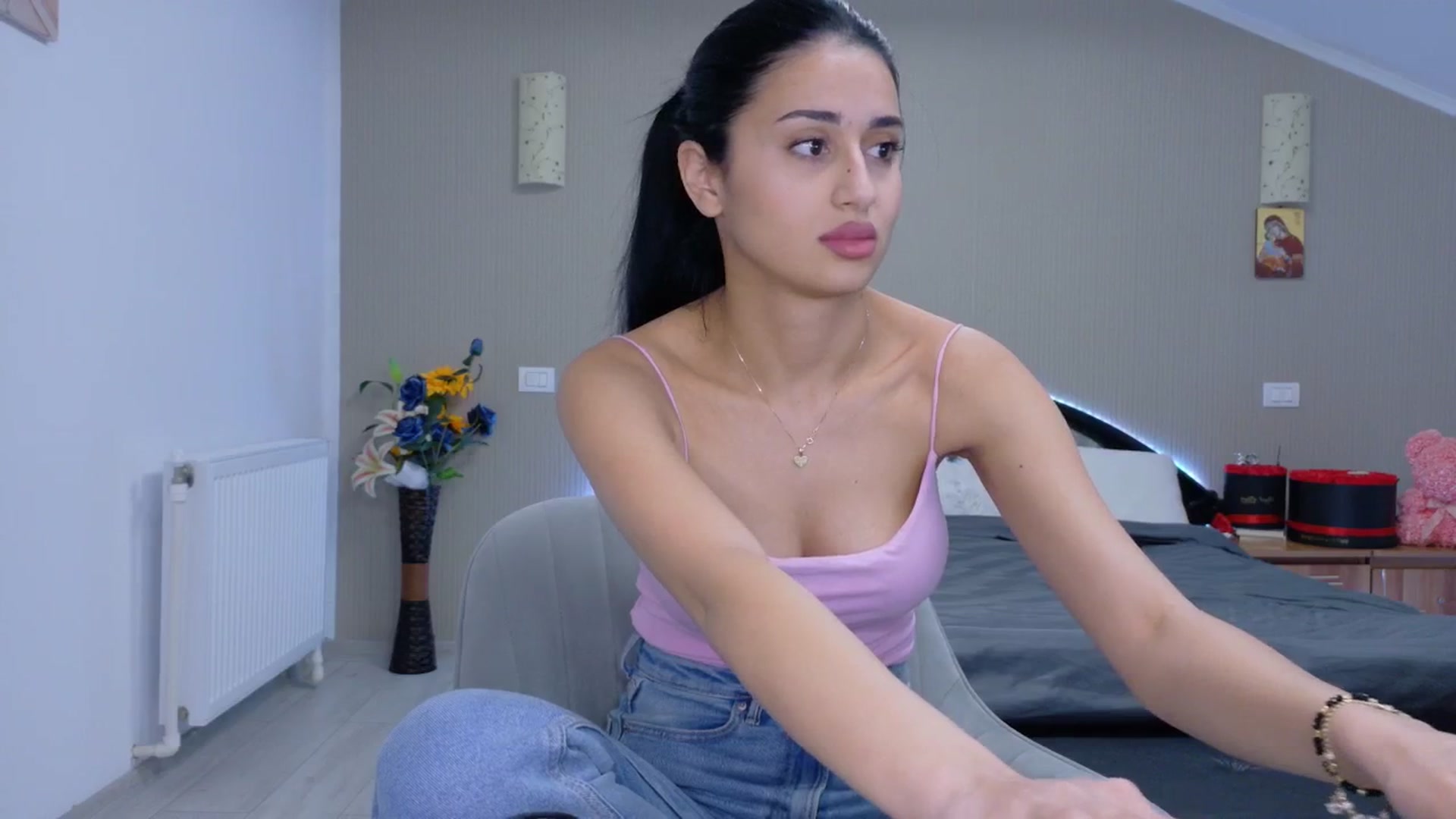 Gallery image thumbnail from SweetyKell's myfreecams stream on, 03/27/2026, 13:19 image 2 of 20