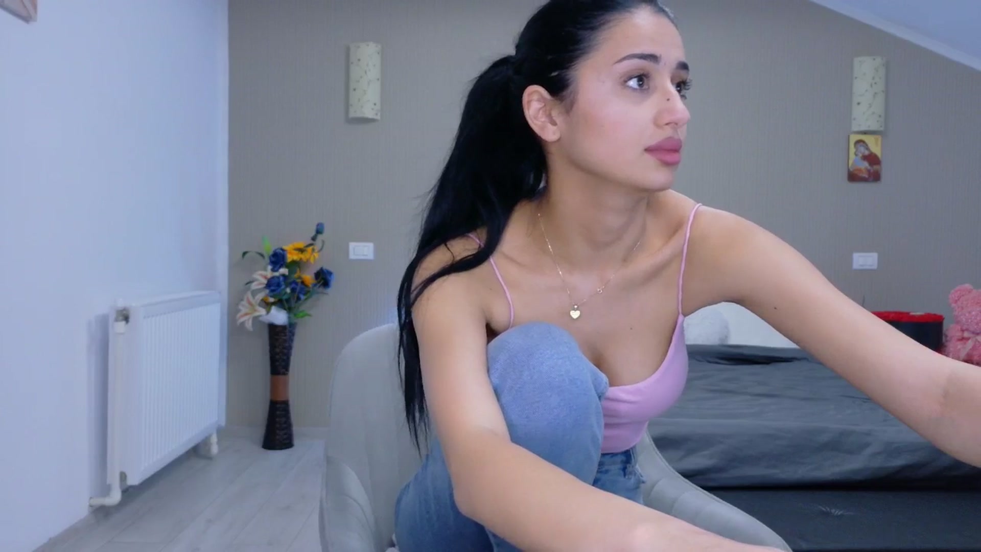 Gallery image thumbnail from SweetyKell's myfreecams stream on, 03/27/2026, 13:45 image 20 of 20