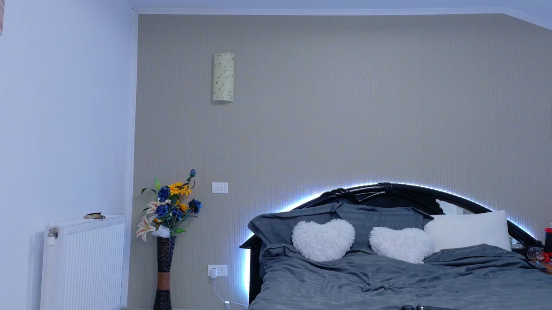Gallery image thumbnail from SweetyKell's myfreecams stream on, 03/28/2026, 11:29 image 12 of 20