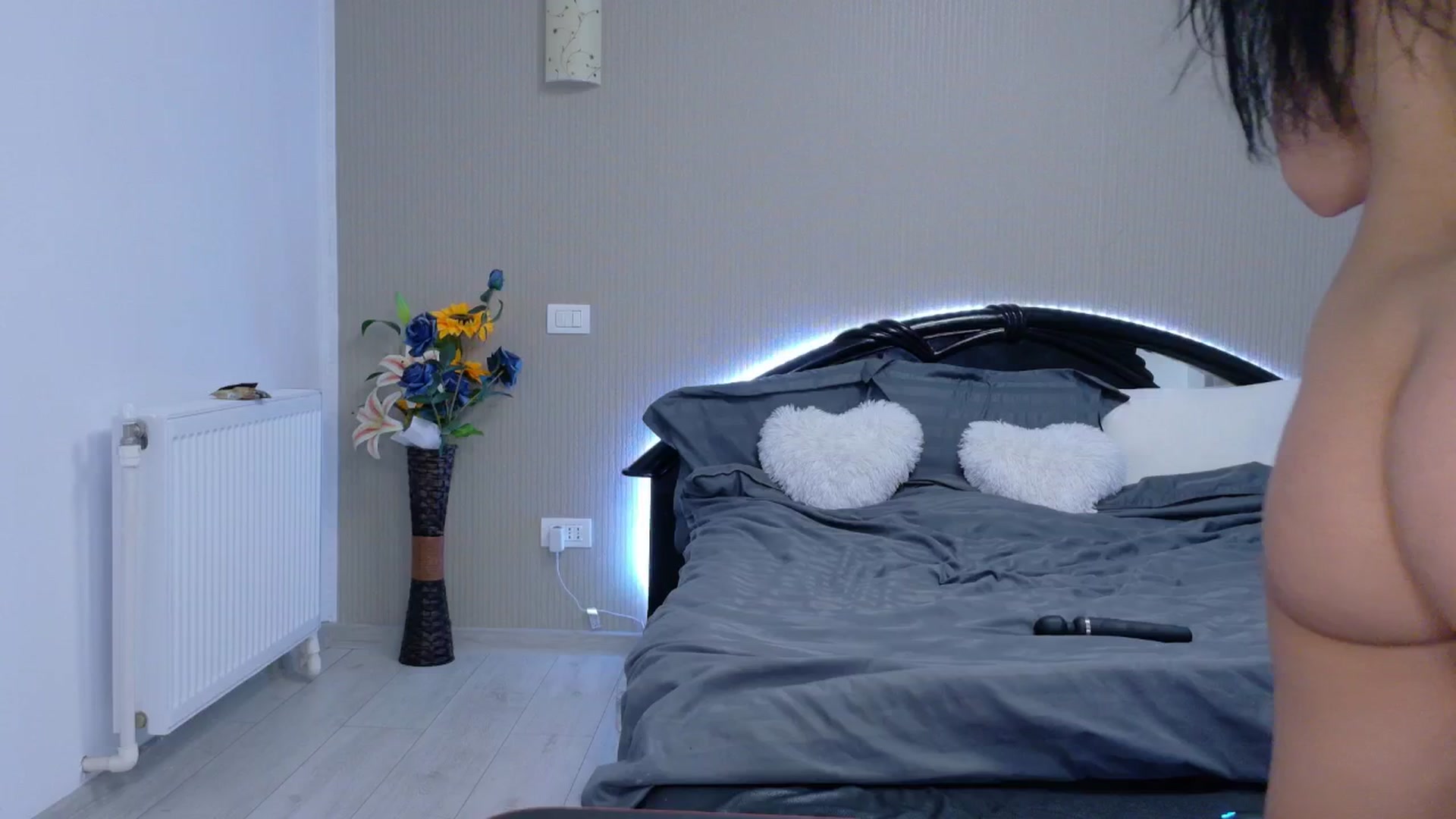 Gallery image thumbnail from SweetyKell's myfreecams stream on, 03/28/2026, 11:29 image 2 of 20
