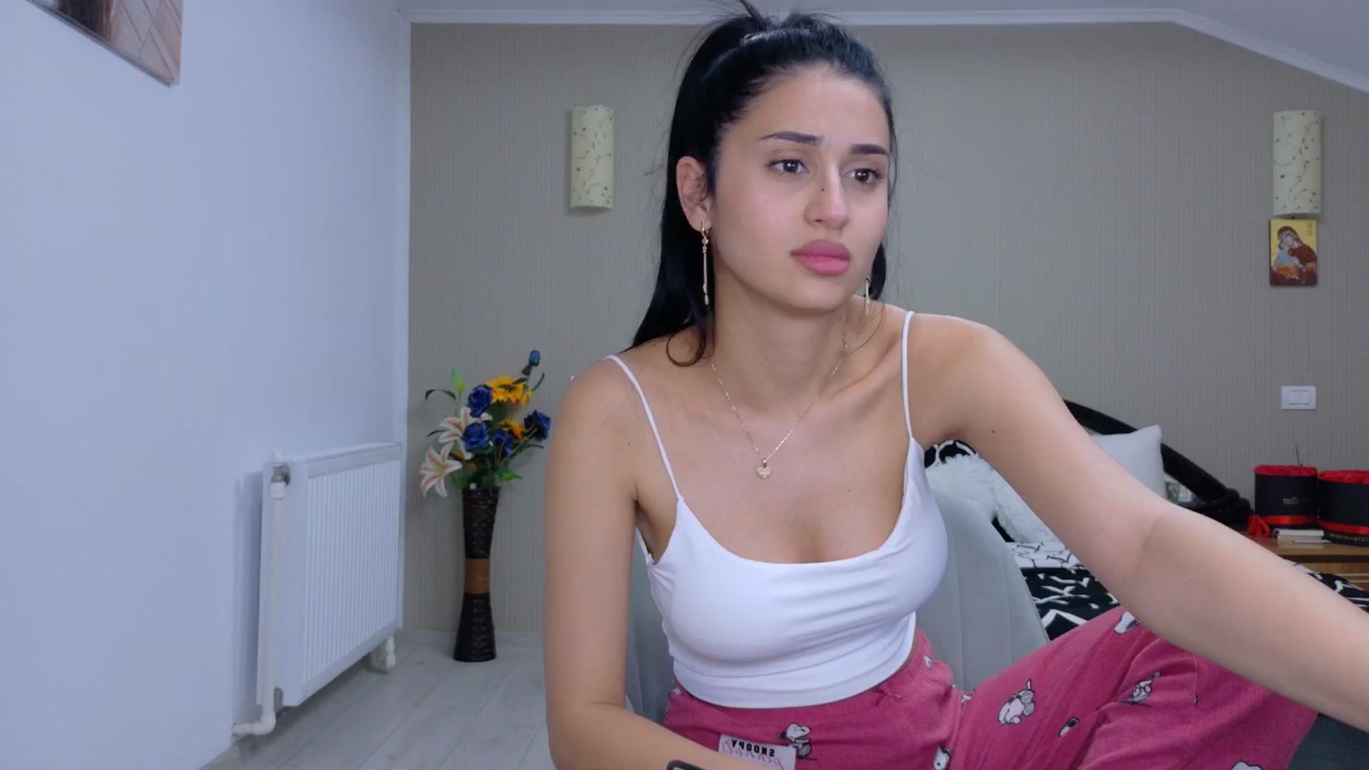 Gallery image thumbnail from SweetyKell's myfreecams stream on, 04/02/2026, 23:29 image 14 of 20