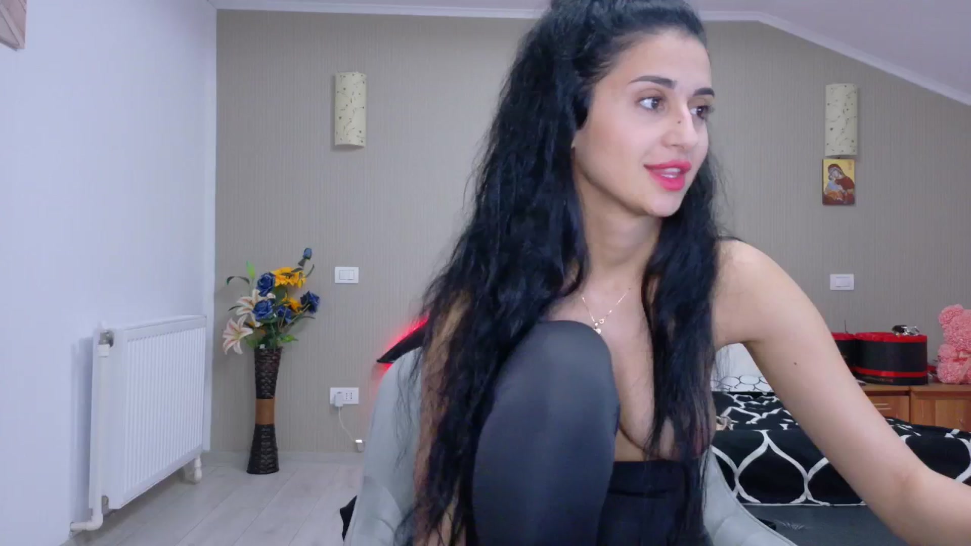Gallery image thumbnail from SweetyKell's myfreecams stream on, 04/04/2026, 23:55 image 5 of 20