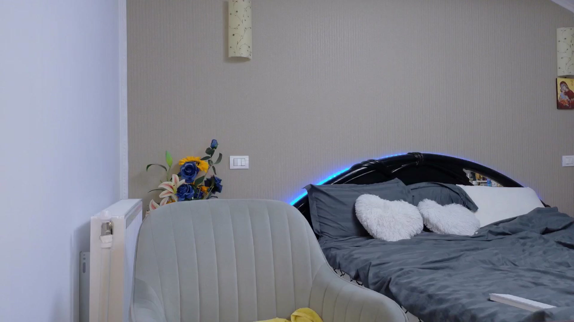 Gallery image thumbnail from SweetyKell's myfreecams stream on, 04/19/2026, 23:28 image 18 of 20