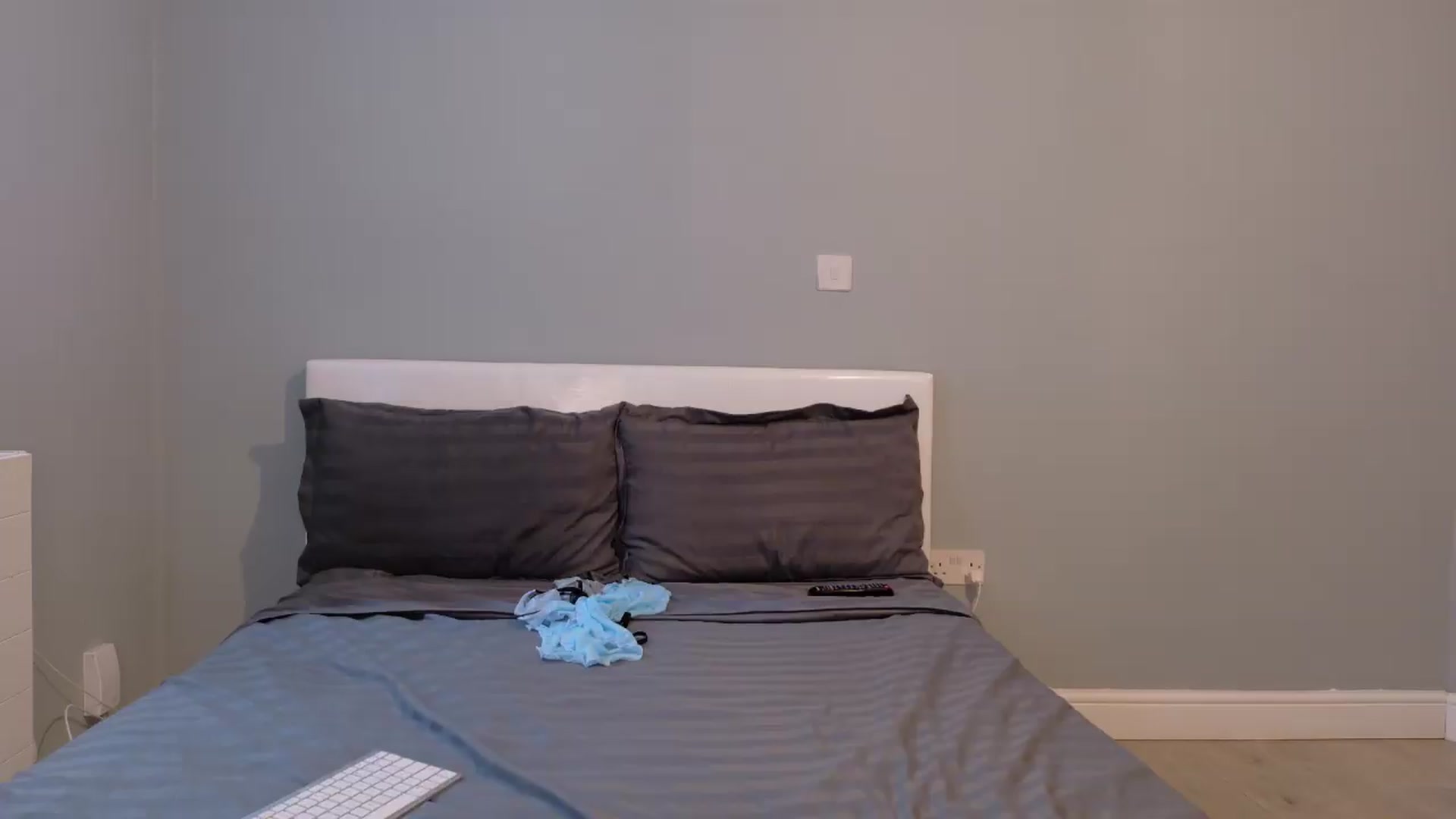 Gallery image thumbnail from SweetyKell's myfreecams stream on, 06/25/2026, 16:29 image 12 of 20
