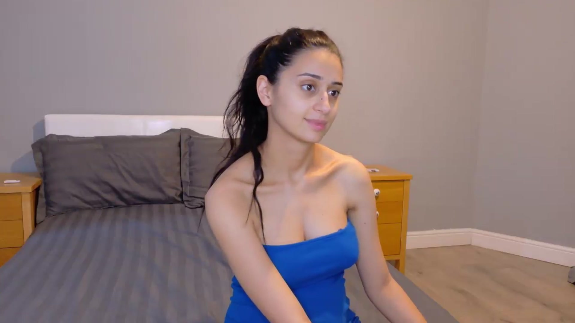 Gallery image thumbnail from SweetyKell's myfreecams stream on, 07/16/2026, 14:04 image 10 of 20