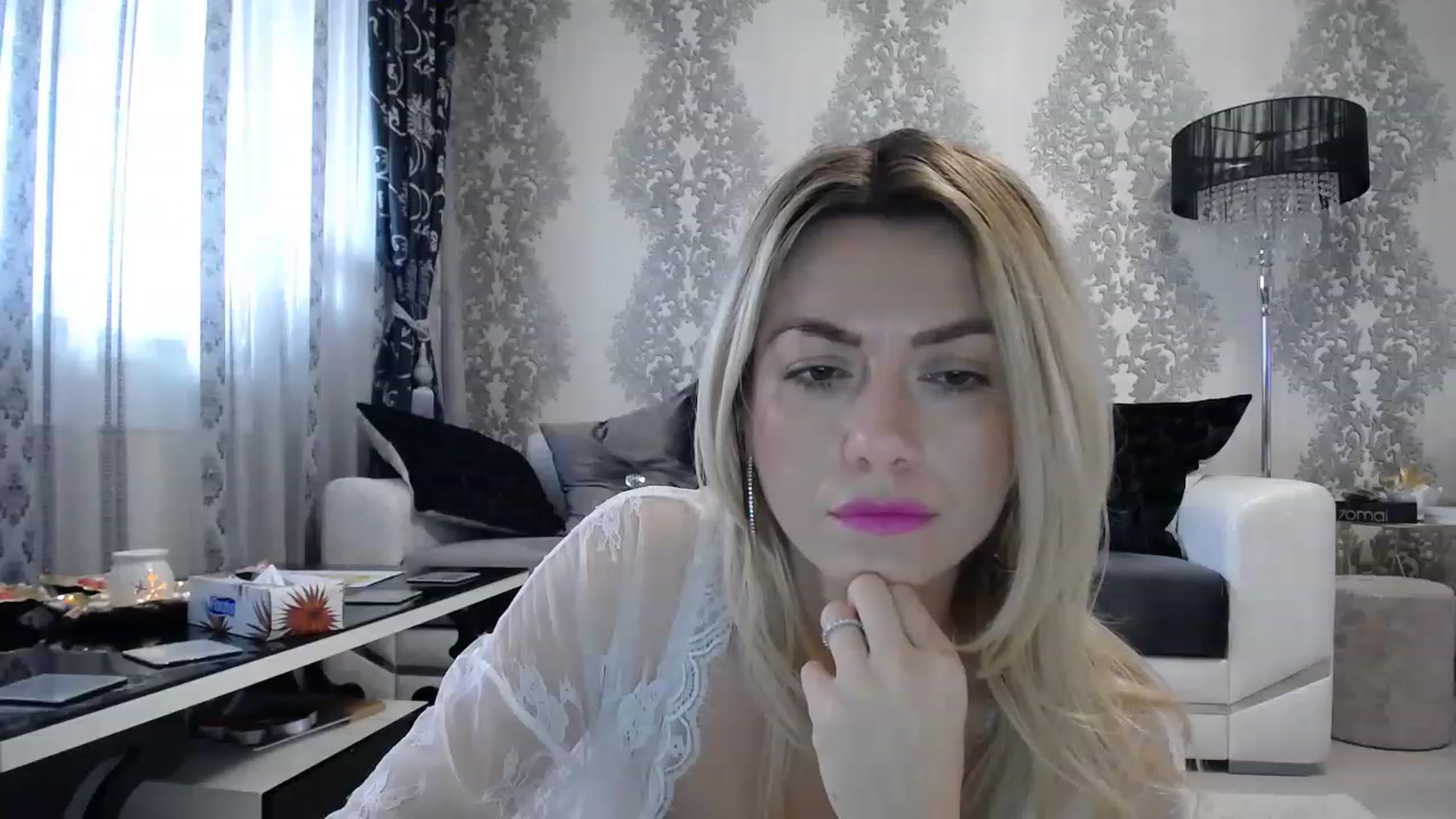 Gallery image thumbnail from SweetyKimber's myfreecams stream on, 11/14/2022, 11:17 image 11 of 20