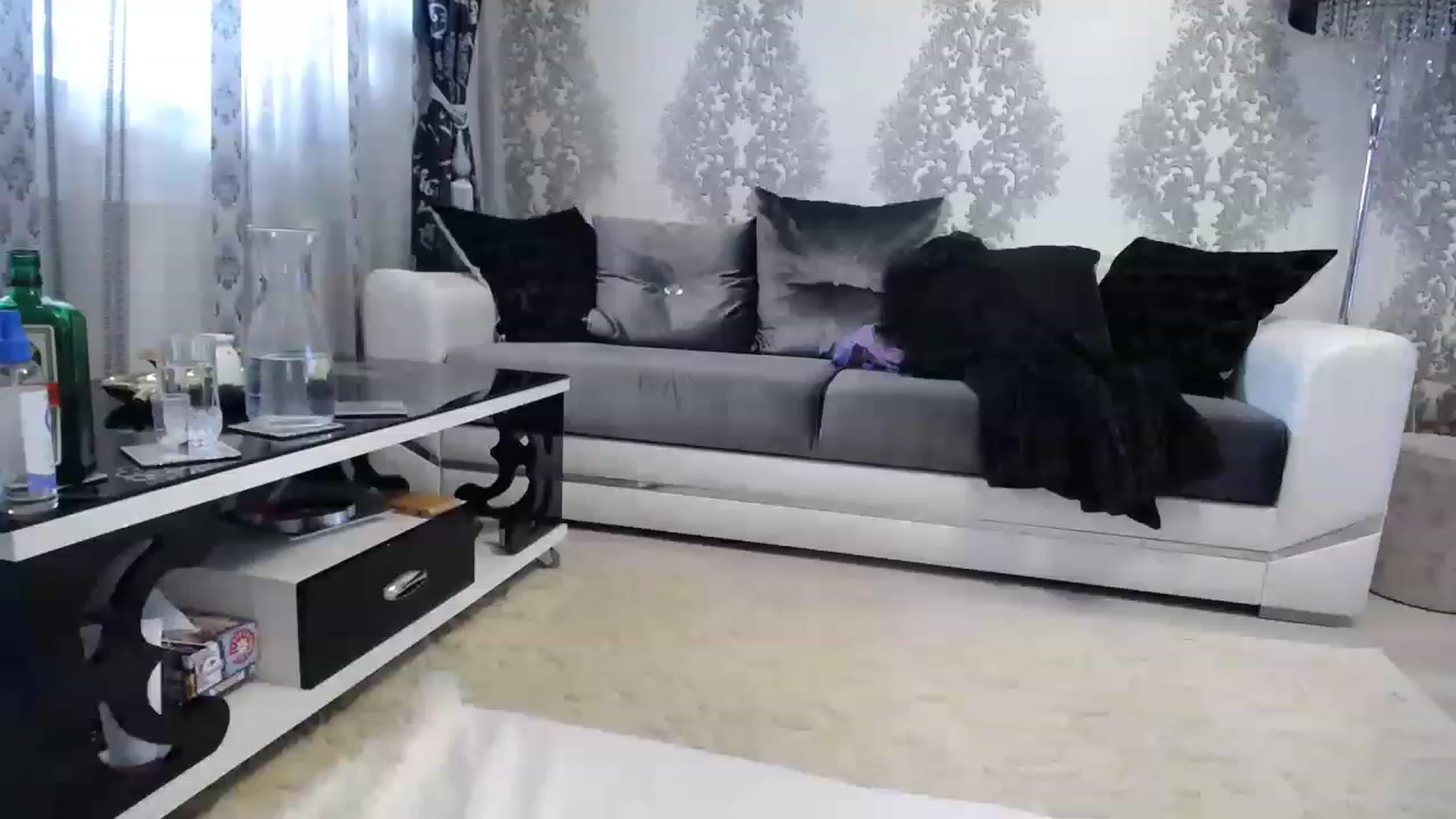 Gallery image thumbnail from SweetyKimber's myfreecams stream on, 11/22/2022, 08:51 image 11 of 20