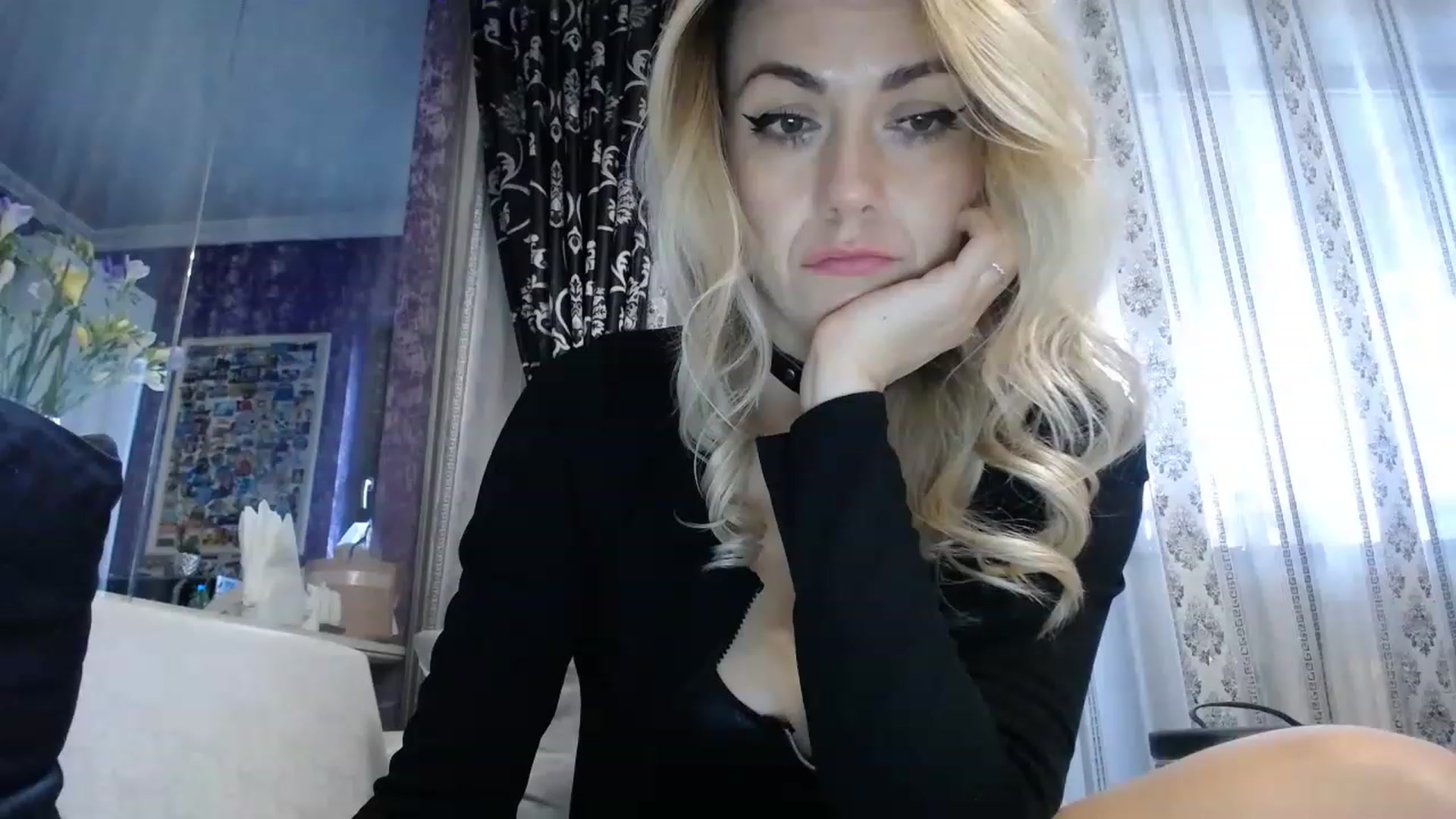 Gallery image thumbnail from SweetyKimber's myfreecams stream on, 11/24/2022, 09:06 image 19 of 20
