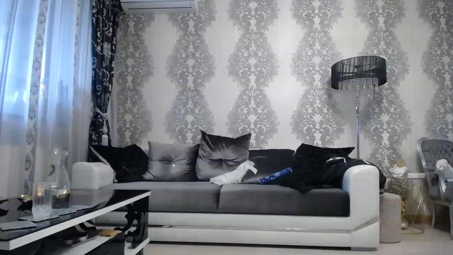 Gallery image thumbnail from SweetyKimber's myfreecams stream on, 11/25/2022, 07:59 image 2 of 20