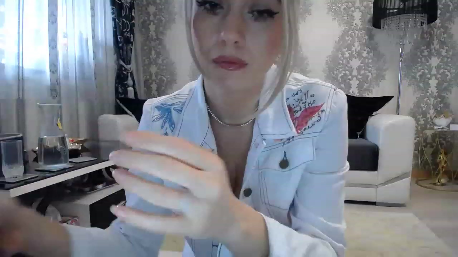 Gallery image thumbnail from SweetyKimber's myfreecams stream on, 11/28/2022, 08:48 image 16 of 20