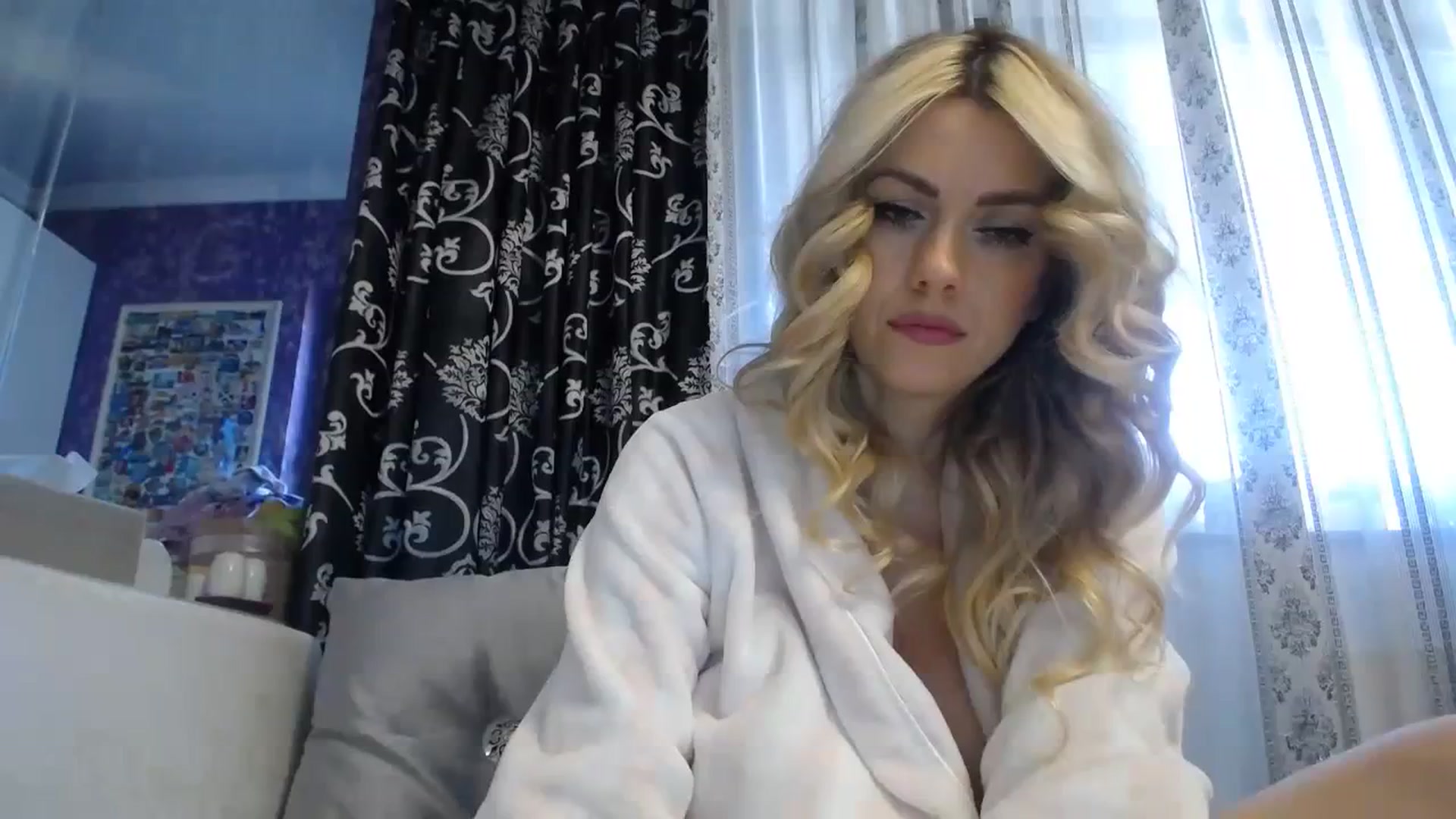 Gallery image thumbnail from SweetyKimmy's myfreecams stream on, 11/09/2023, 08:14 image 1 of 20
