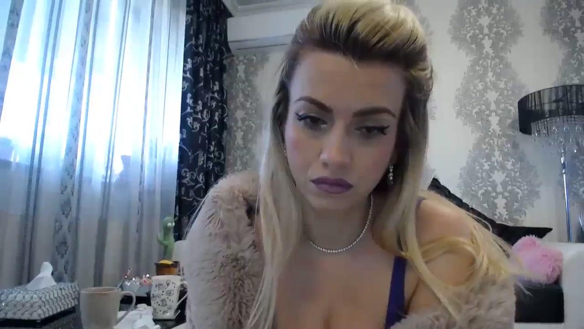 Gallery image thumbnail from SweetyKimmy's myfreecams stream on, 11/21/2023, 09:41 image 10 of 20