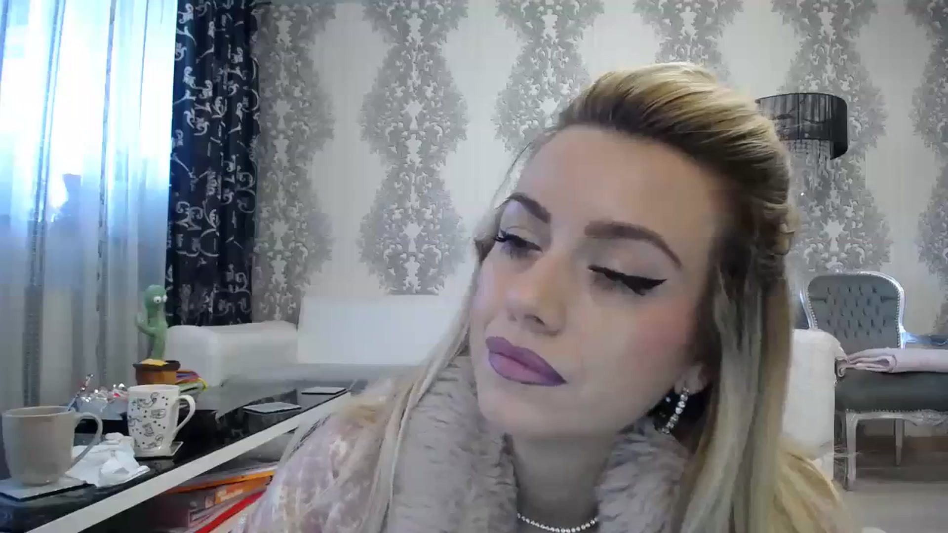 Gallery image thumbnail from SweetyKimmy's myfreecams stream on, 11/21/2023, 09:41 image 5 of 20