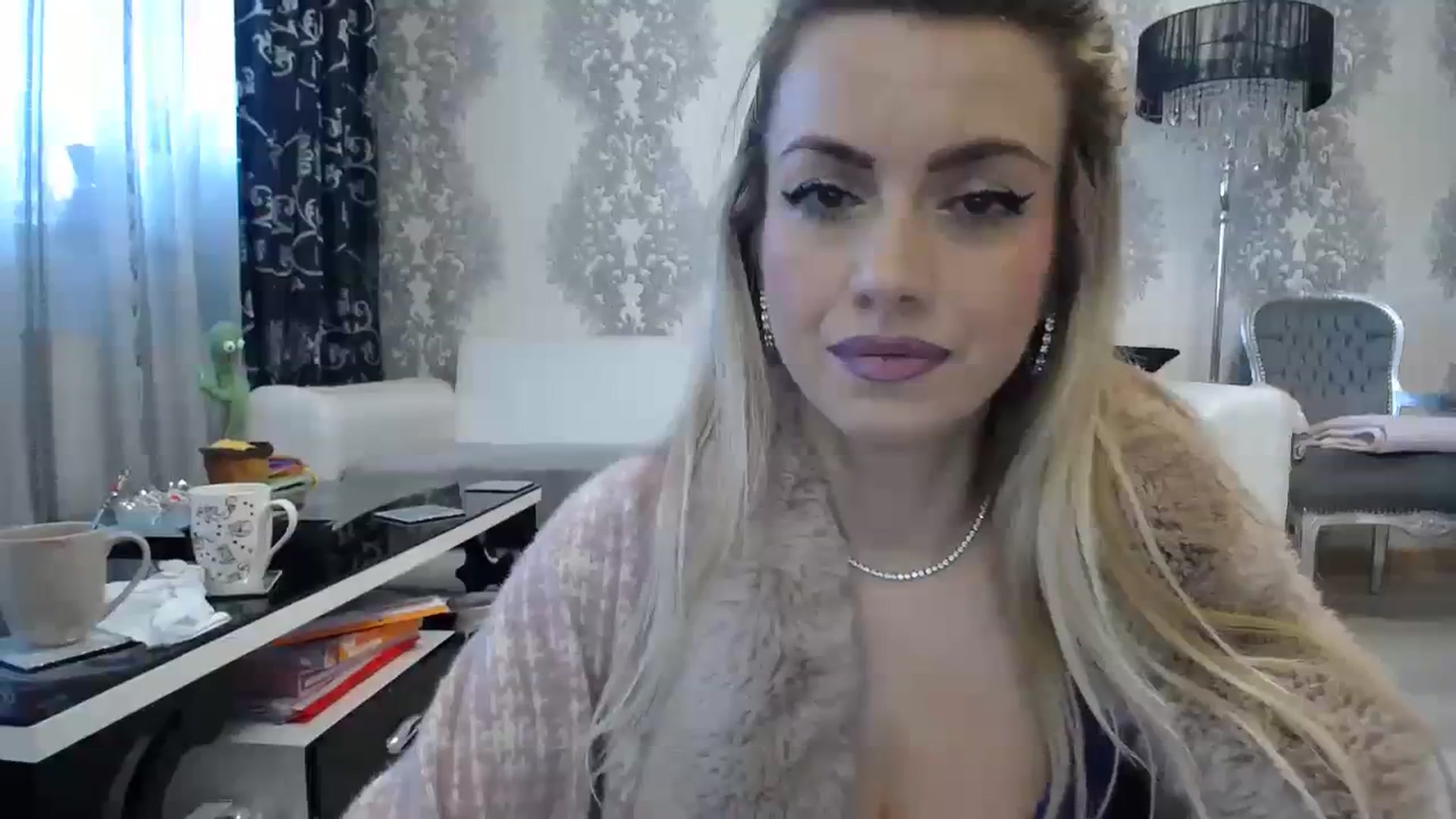 Gallery image thumbnail from SweetyKimmy's myfreecams stream on, 11/21/2023, 09:41 image 6 of 20