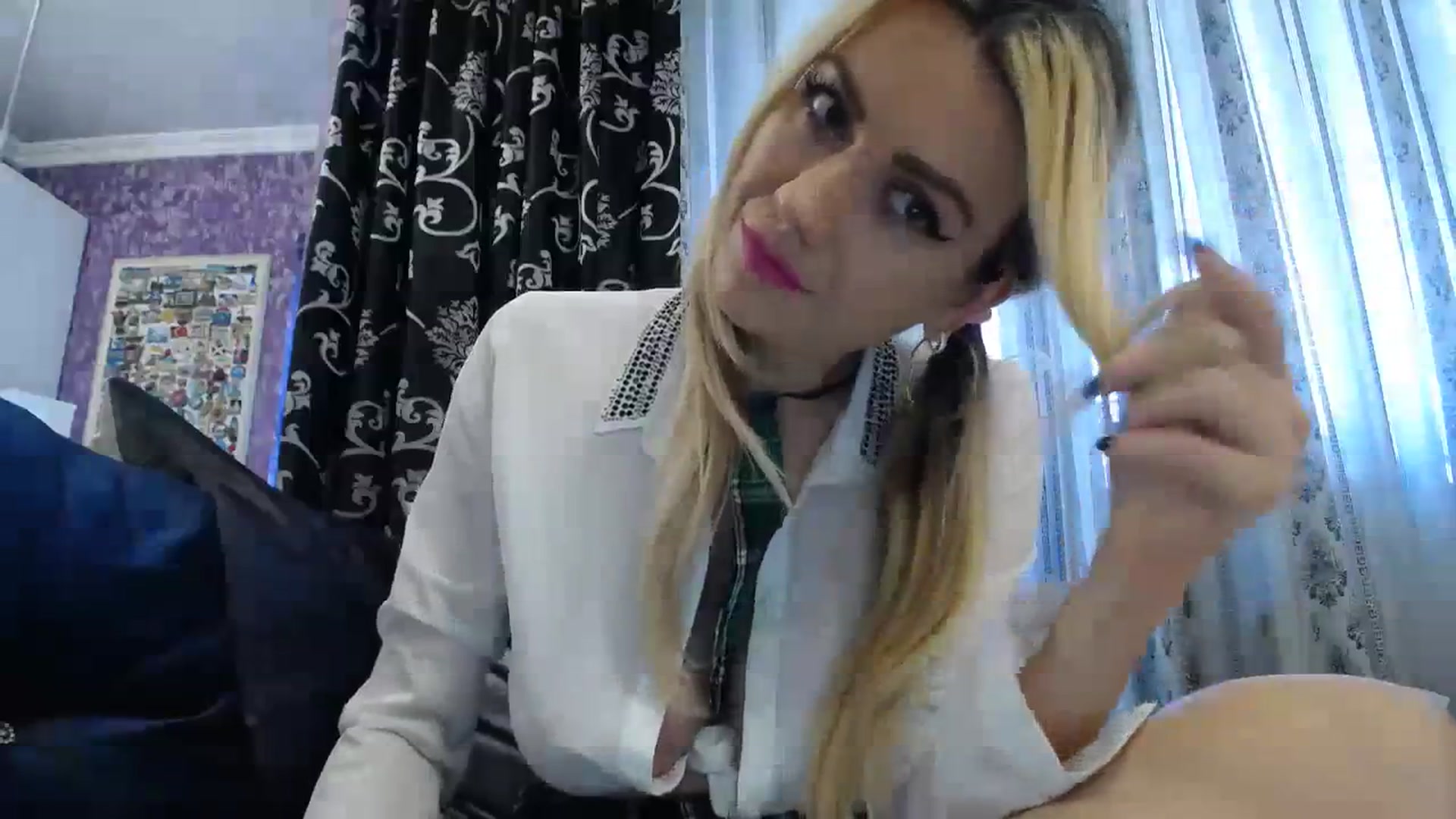 Gallery image thumbnail from SweetyKimmy's myfreecams stream on, 11/30/2023, 09:09 image 19 of 20