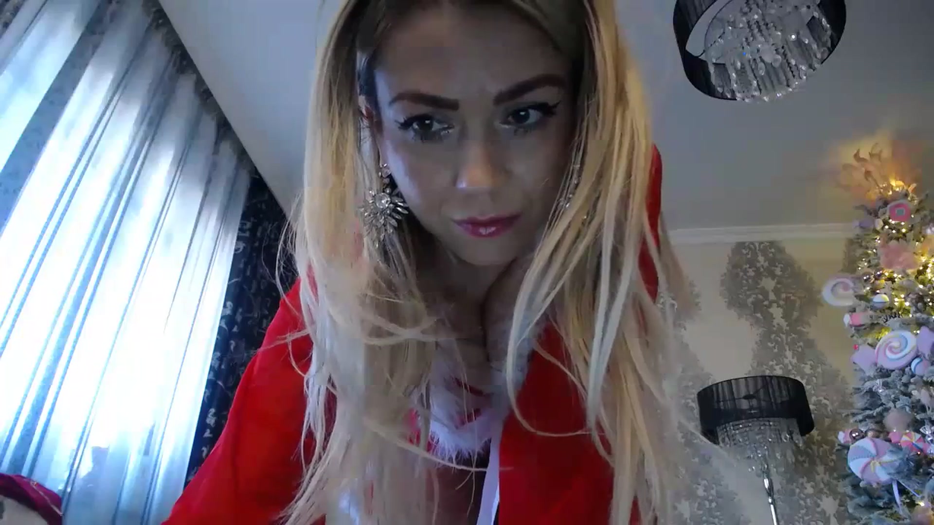 Gallery image thumbnail from SweetyKimmy's myfreecams stream on, 12/24/2023, 08:43 image 10 of 20
