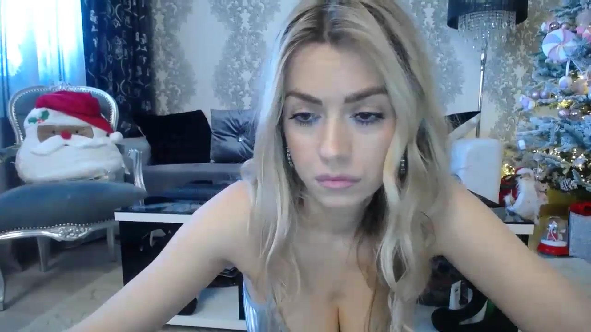 Gallery image thumbnail from SweetyKimmy's myfreecams stream on, 12/27/2023, 09:04 image 11 of 20