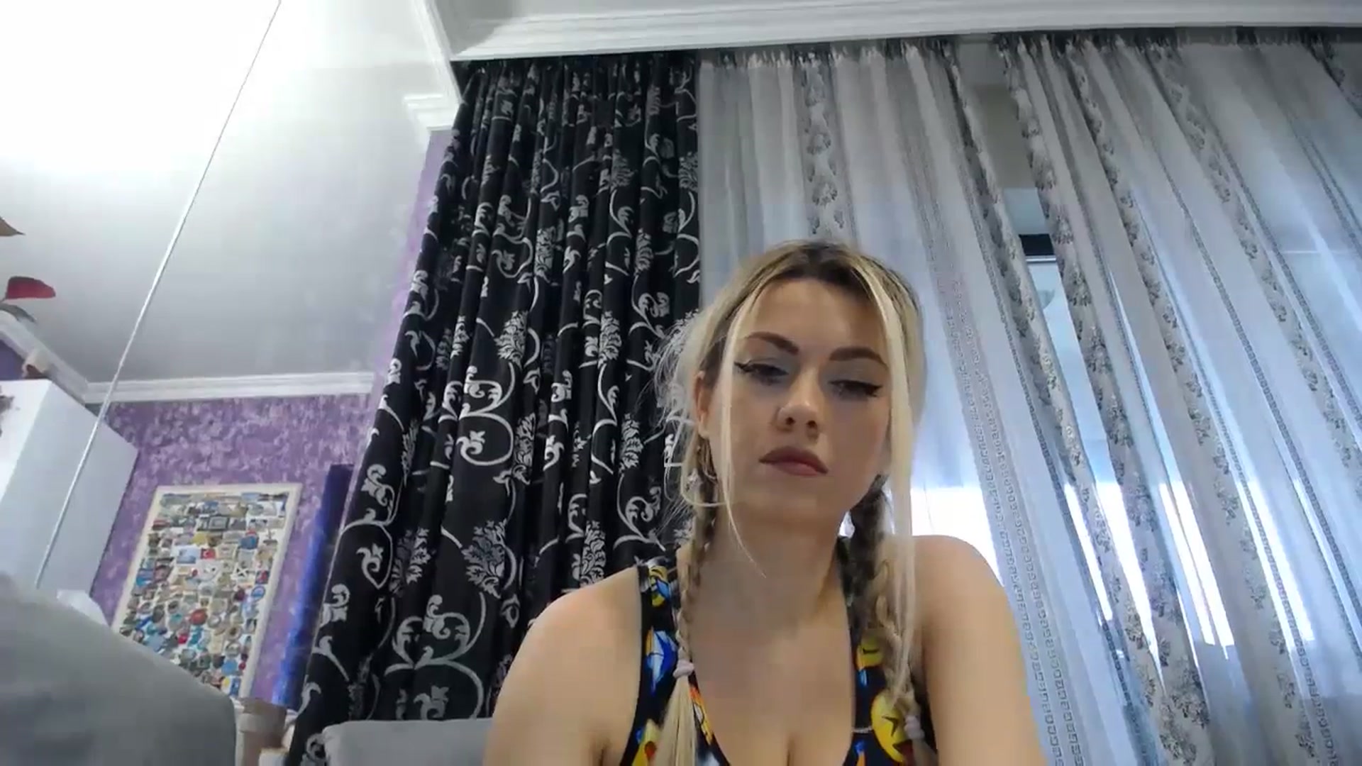 Gallery image thumbnail from SweetyKimmy's myfreecams stream on, 02/02/2024, 09:00 image 10 of 20