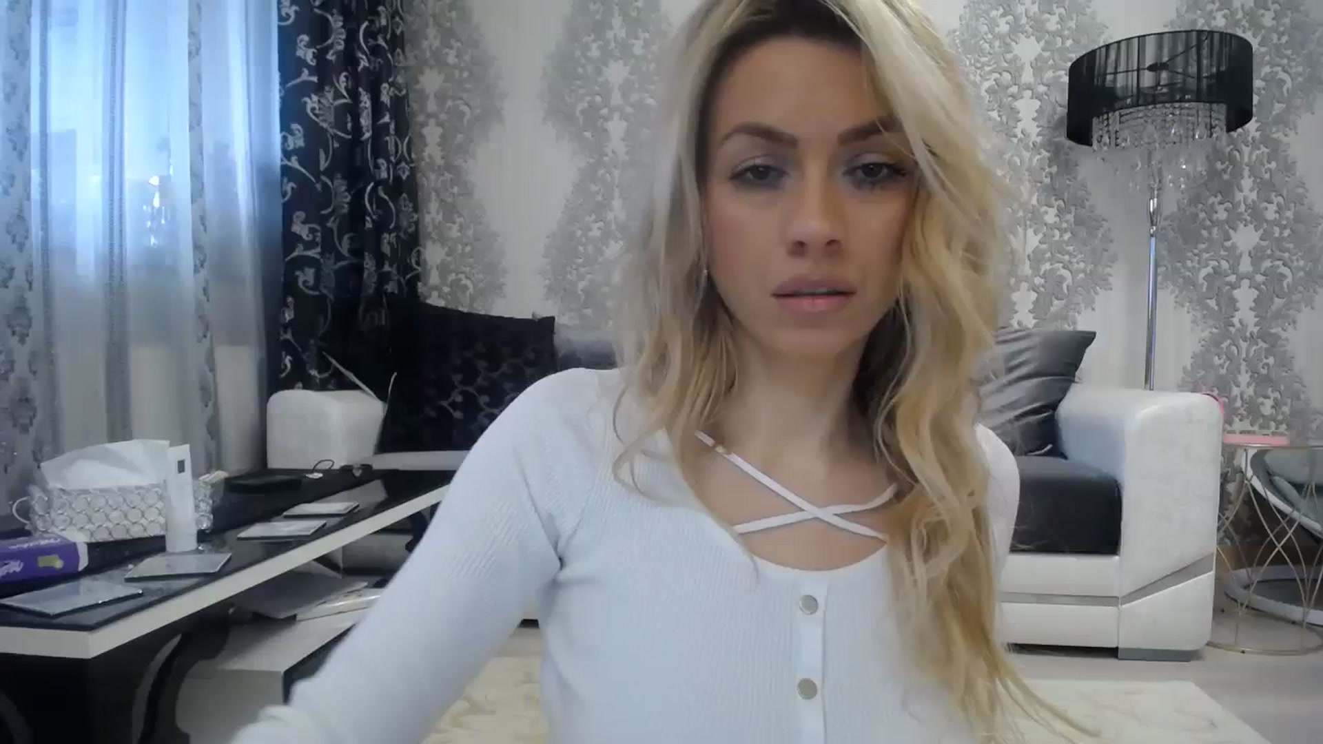 Gallery image thumbnail from SweetyKimmy's myfreecams stream on, 03/15/2024, 07:33 image 1 of 20