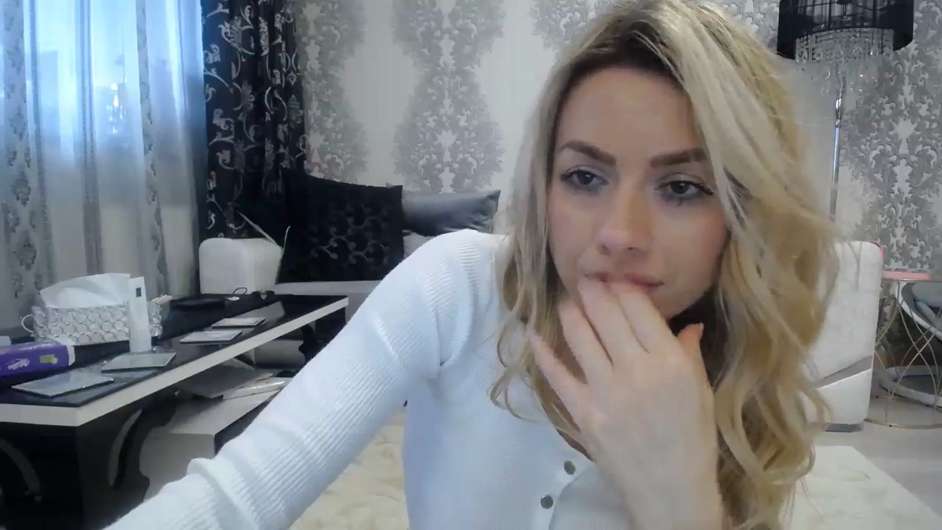 Gallery image thumbnail from SweetyKimmy's myfreecams stream on, 03/15/2024, 07:33 image 3 of 20