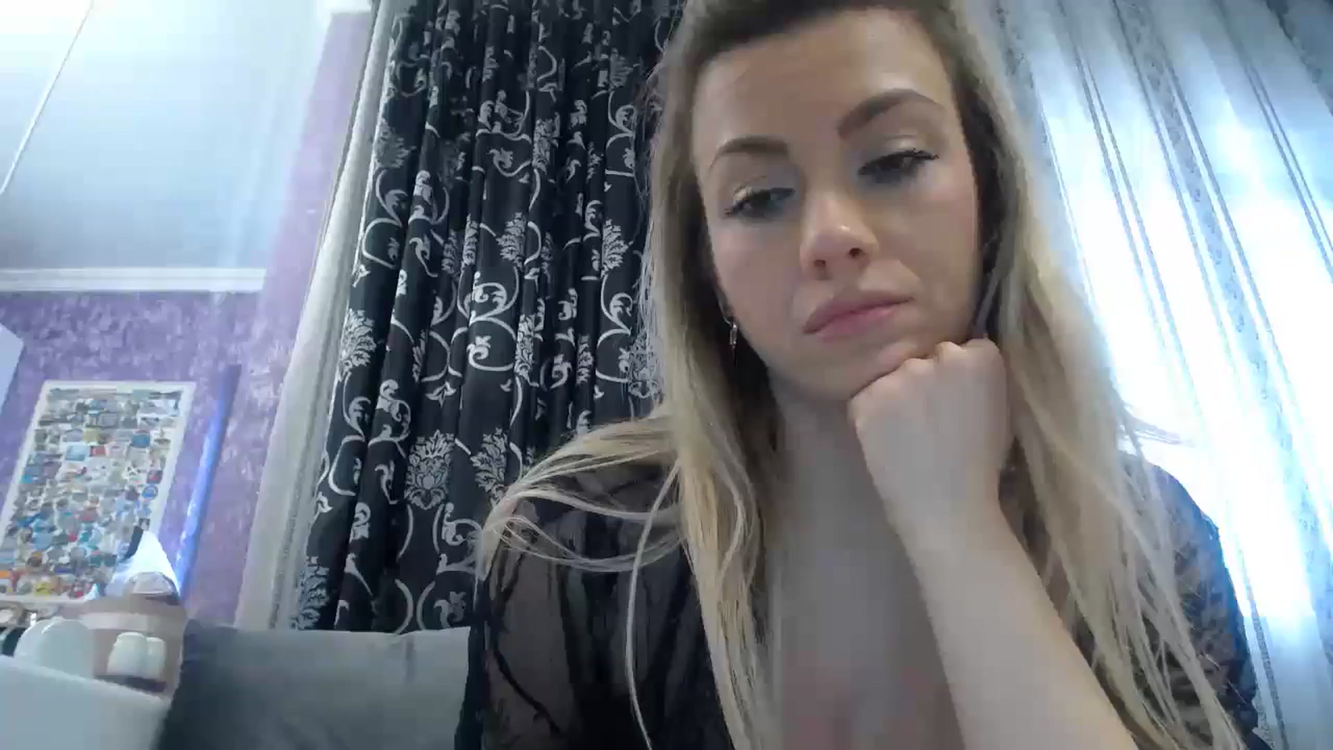 Gallery image thumbnail from SweetyKimmy's myfreecams stream on, 03/20/2024, 08:20 image 12 of 20