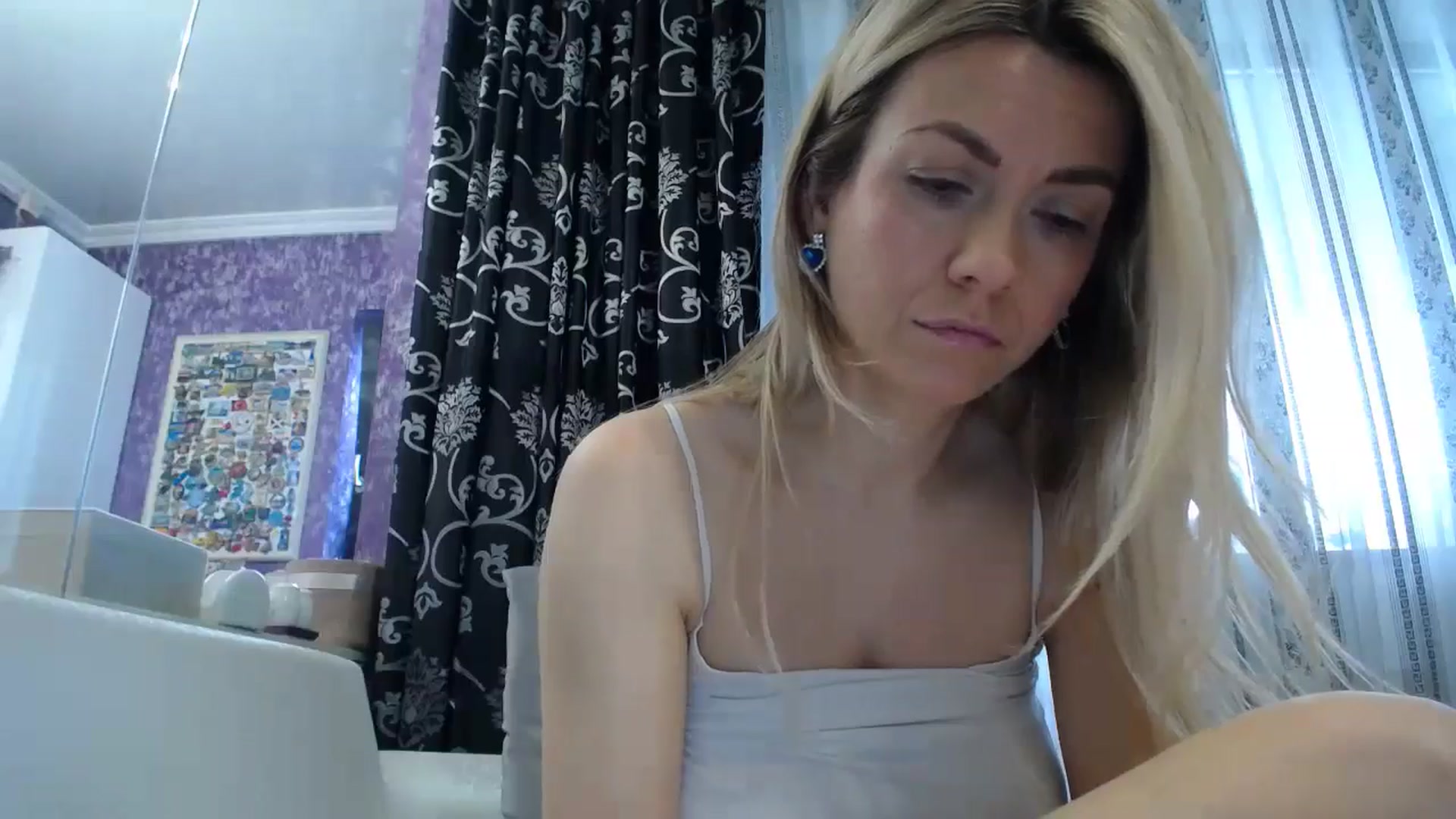 Gallery image thumbnail from SweetyKimmy's myfreecams stream on, 05/29/2024, 07:24 image 19 of 20