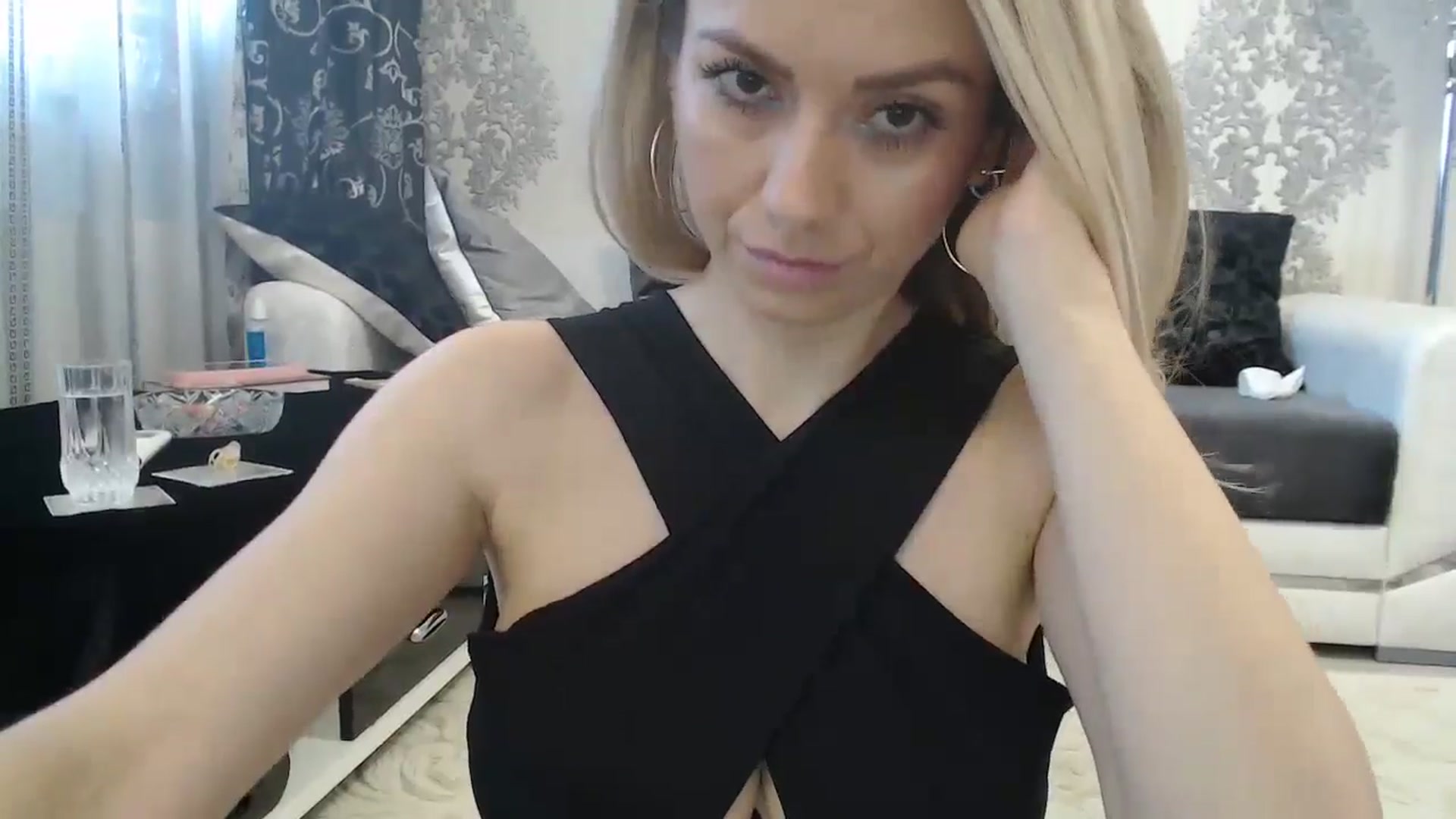 Gallery image thumbnail from SweetyKimmy's myfreecams stream on, 07/10/2024, 06:59 image 6 of 20