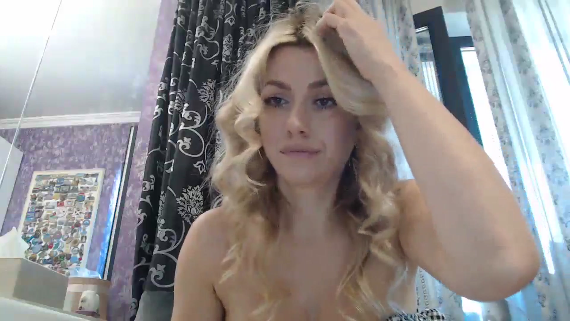 Gallery image thumbnail from SweetyKimmy's myfreecams stream on, 07/23/2024, 07:09 image 13 of 20