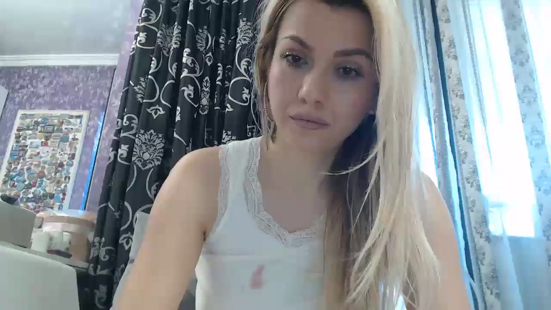 Gallery image thumbnail from SweetyKimmy's myfreecams stream on, 08/12/2024, 05:37 image 11 of 20