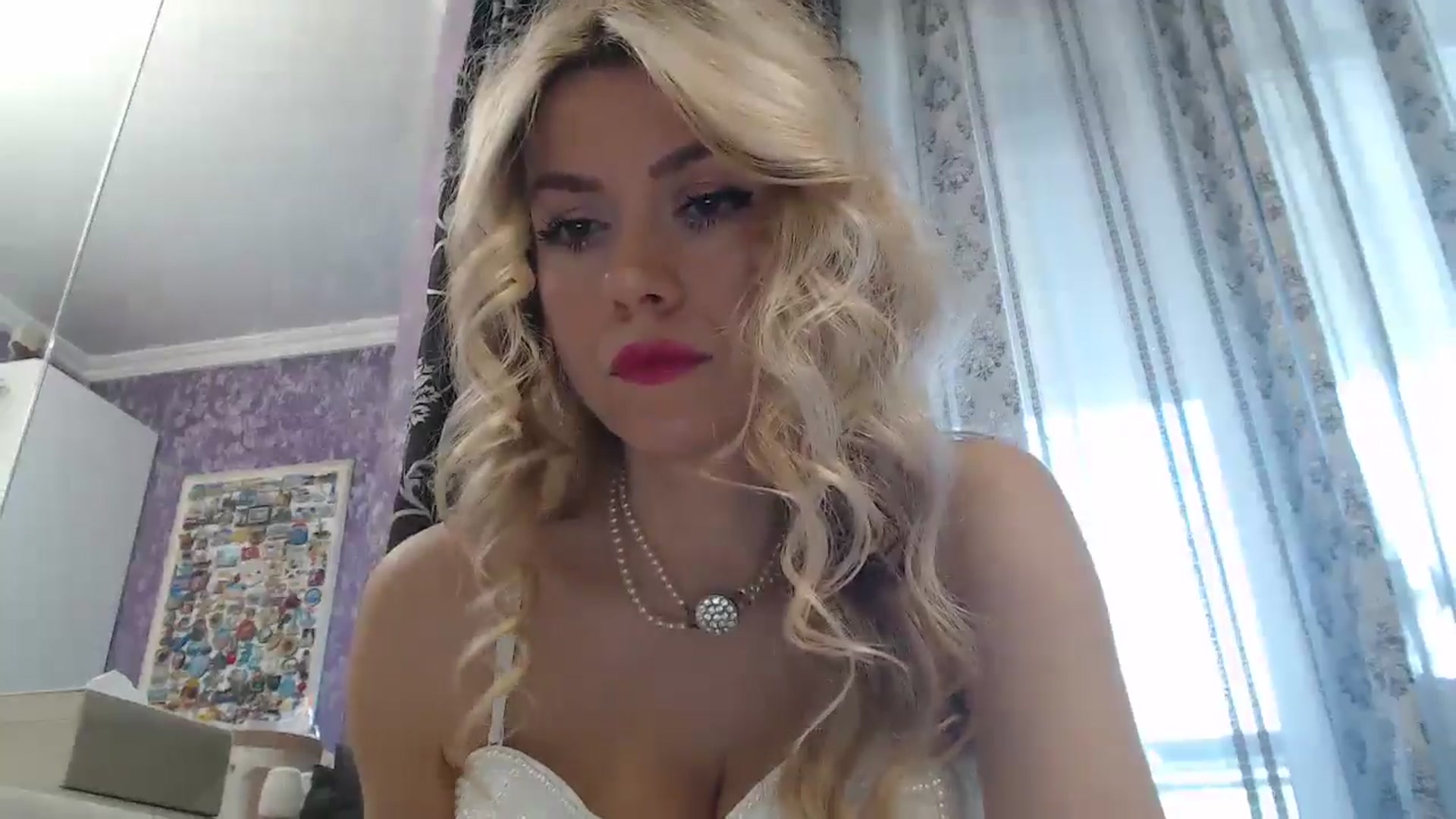 Gallery image thumbnail from SweetyKimmy's myfreecams stream on, 09/12/2024, 07:09 image 11 of 20
