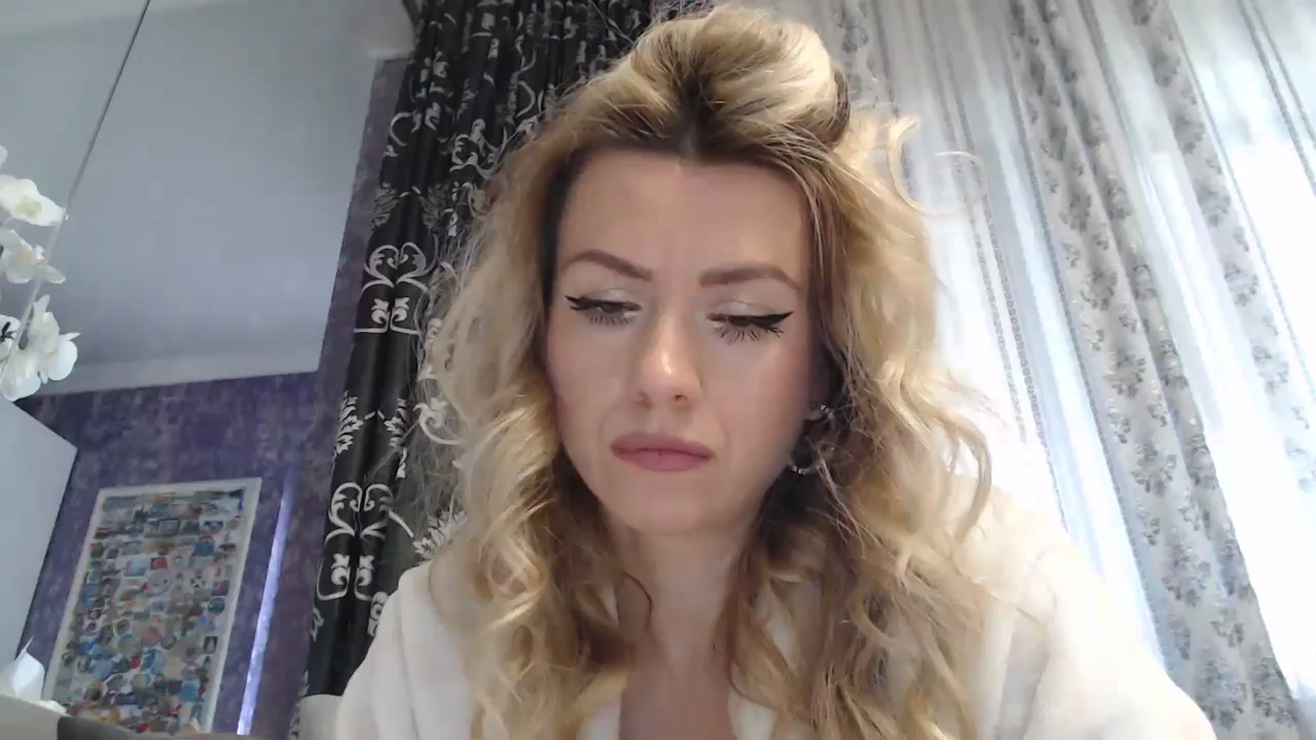Gallery image thumbnail from SweetyKimmy's myfreecams stream on, 10/14/2024, 07:14 image 19 of 20