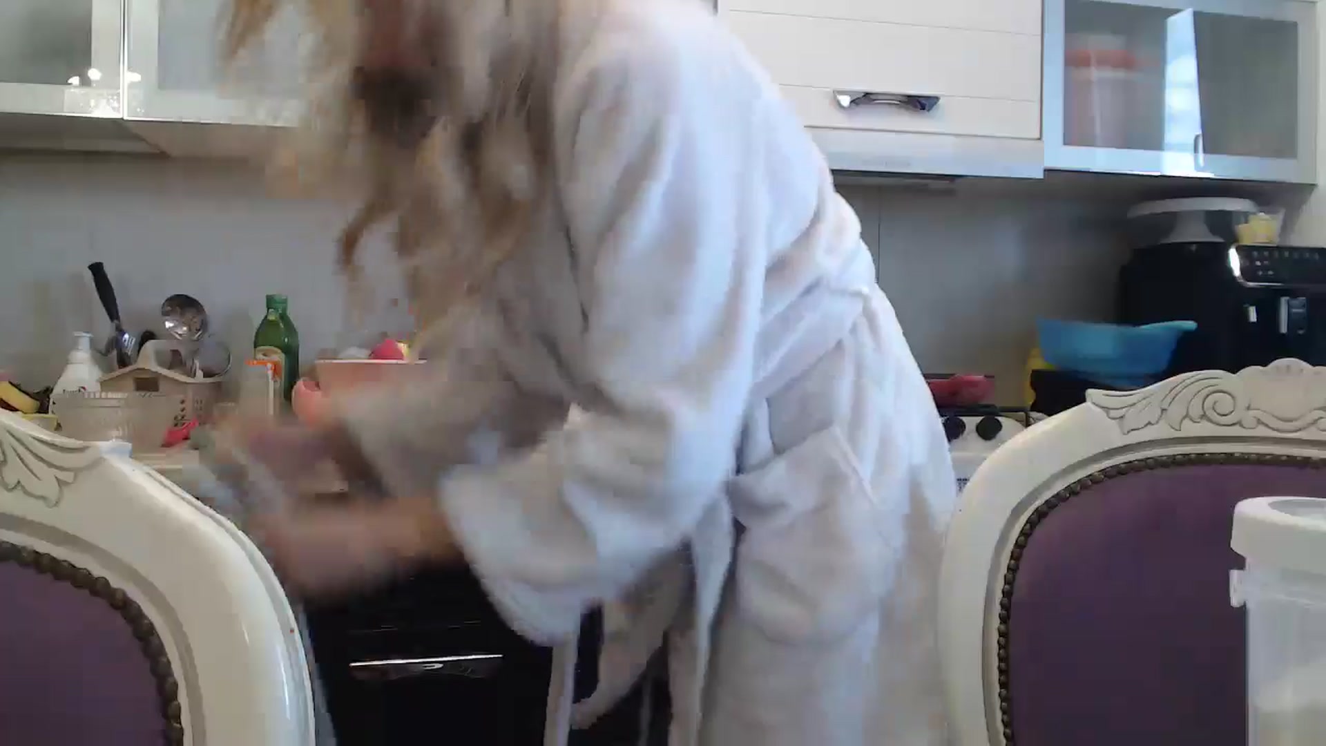 Gallery image thumbnail from SweetyKimmy's myfreecams stream on, 10/15/2024, 07:27 image 15 of 20