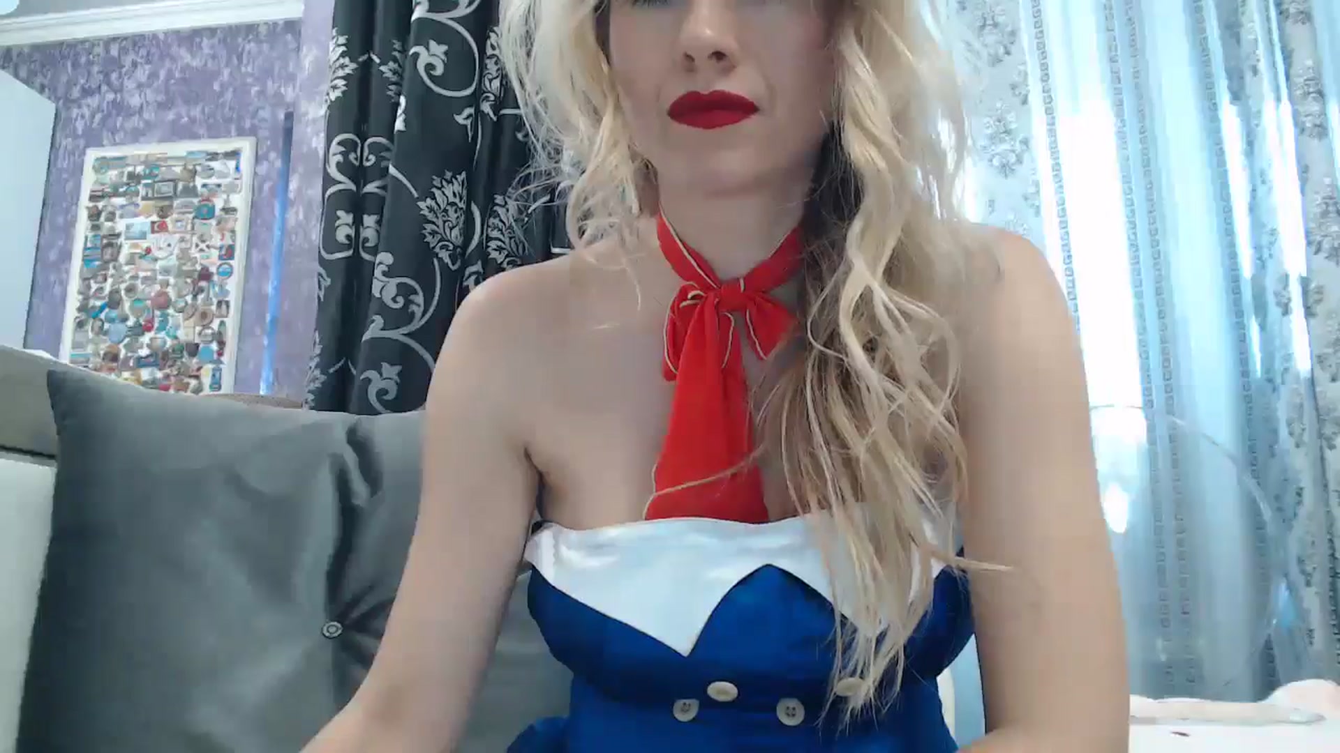 Gallery image thumbnail from SweetyKimmy's myfreecams stream on, 10/16/2024, 07:16 image 10 of 20