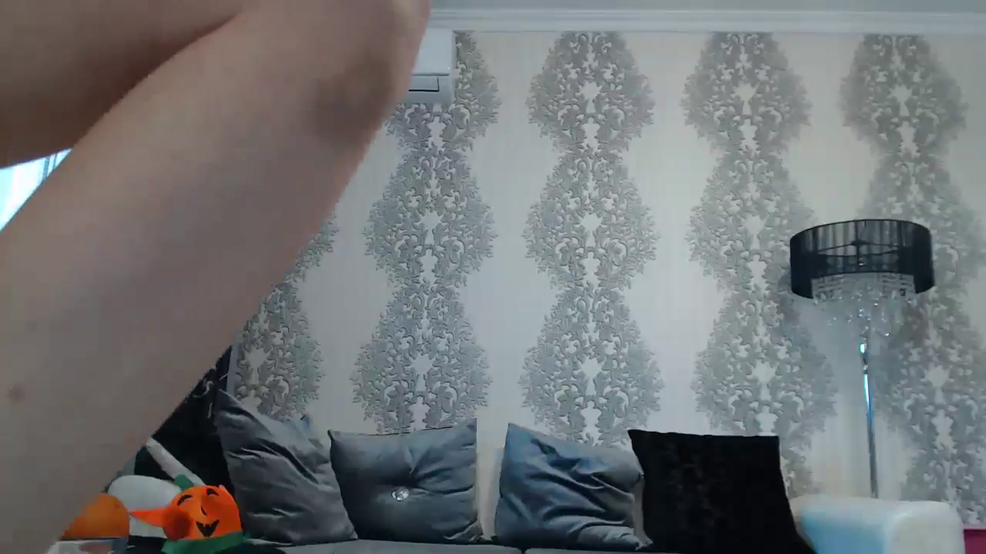 Gallery image thumbnail from SweetyKimmy's myfreecams stream on, 10/21/2024, 06:25 image 17 of 20