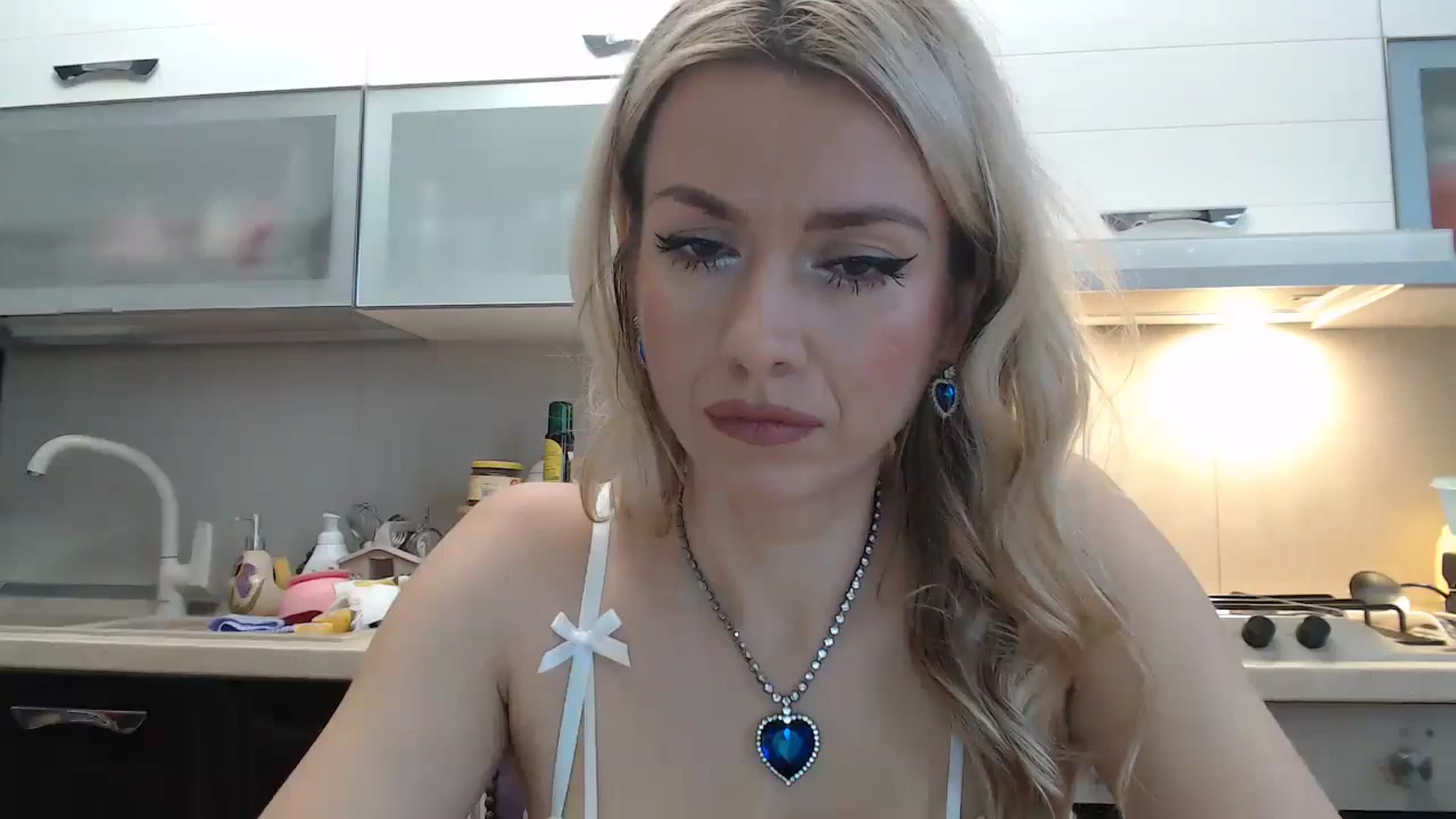 Gallery image thumbnail from SweetyKimmy's myfreecams stream on, 11/12/2024, 07:51 image 8 of 20