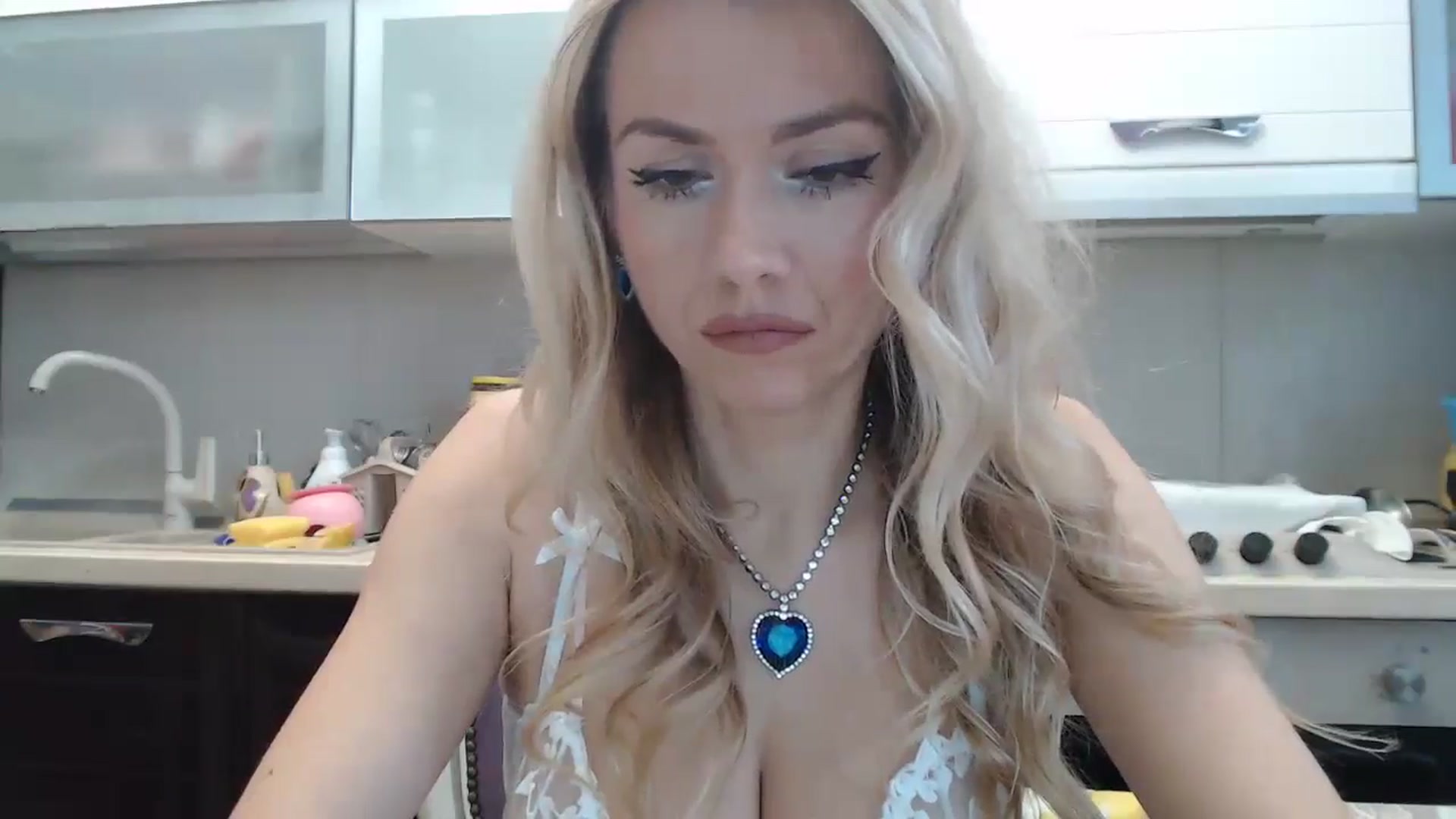 Gallery image thumbnail from SweetyKimmy's myfreecams stream on, 11/12/2024, 07:51 image 14 of 20
