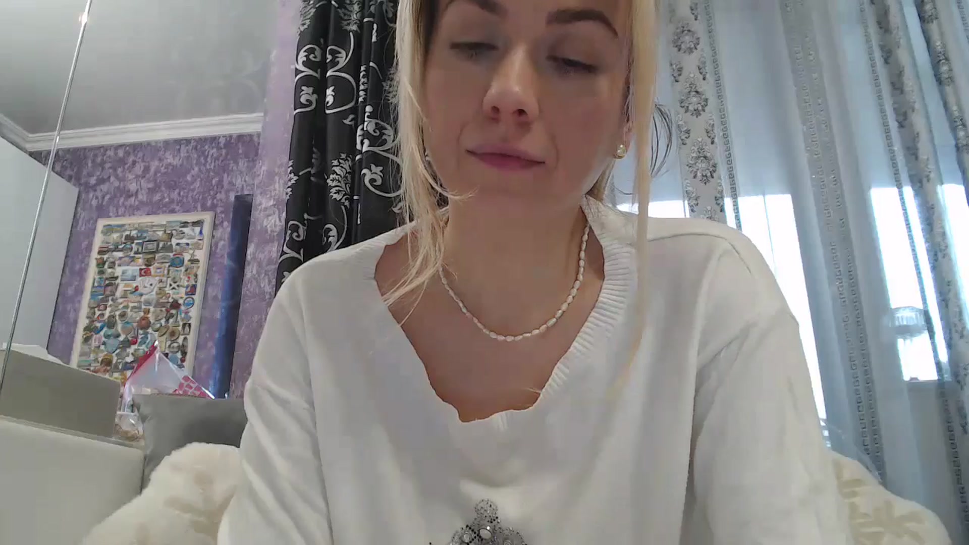 Gallery image thumbnail from SweetyKimmy's myfreecams stream on, 11/27/2024, 07:32 image 19 of 20