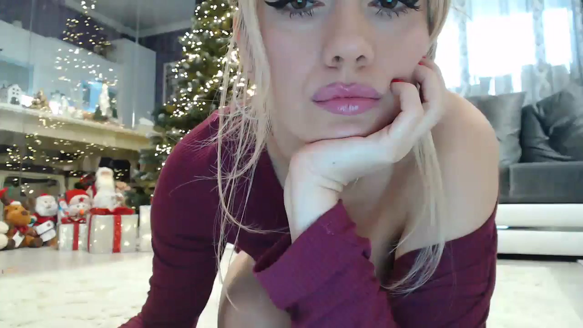 Gallery image thumbnail from SweetyKimmy's myfreecams stream on, 12/10/2024, 08:32 image 16 of 20