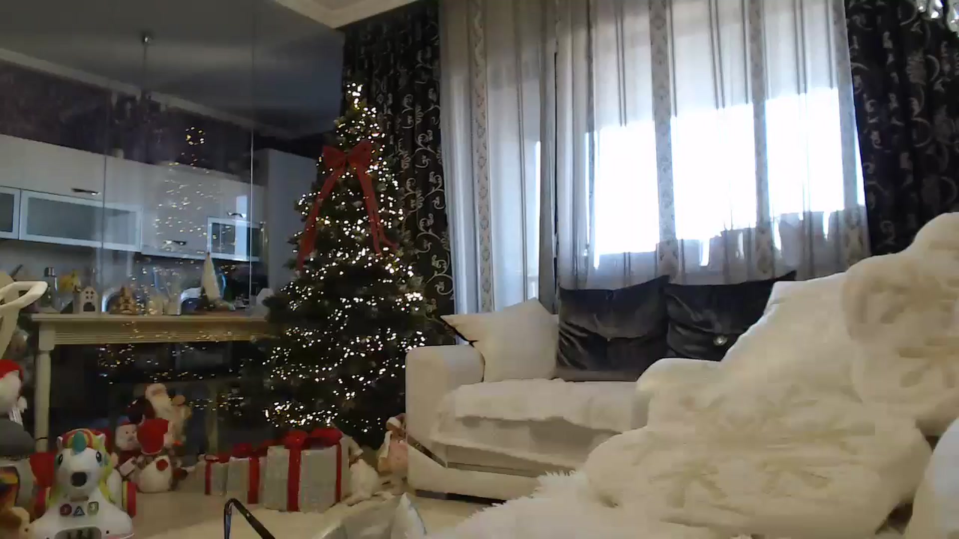 Gallery image thumbnail from SweetyKimmy's myfreecams stream on, 12/18/2024, 08:24 image 15 of 20