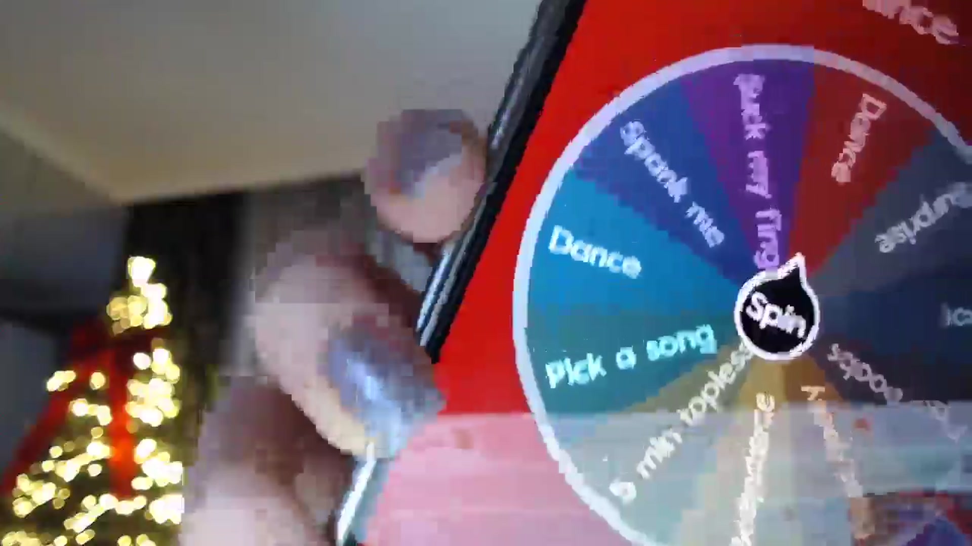 Gallery image thumbnail from SweetyKimmy's myfreecams stream on, 12/23/2024, 06:33 image 3 of 20