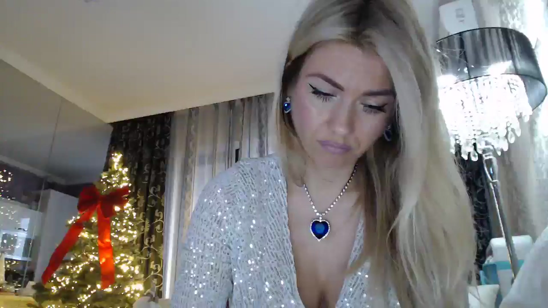 Gallery image thumbnail from SweetyKimmy's myfreecams stream on, 12/27/2024, 08:00 image 18 of 20