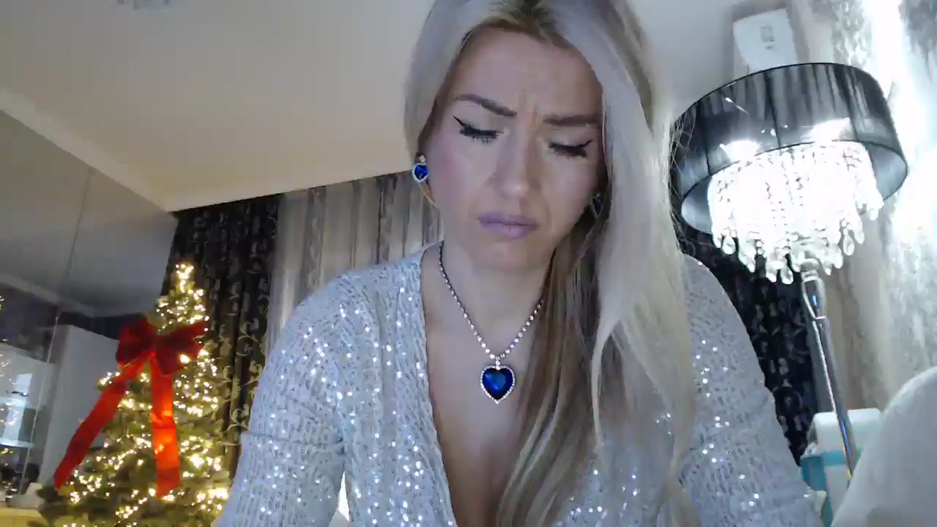 Gallery image thumbnail from SweetyKimmy's myfreecams stream on, 12/27/2024, 08:00 image 15 of 20