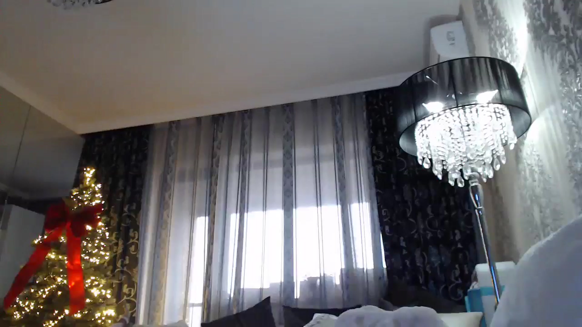 Gallery image thumbnail from SweetyKimmy's myfreecams stream on, 12/27/2024, 08:00 image 14 of 20