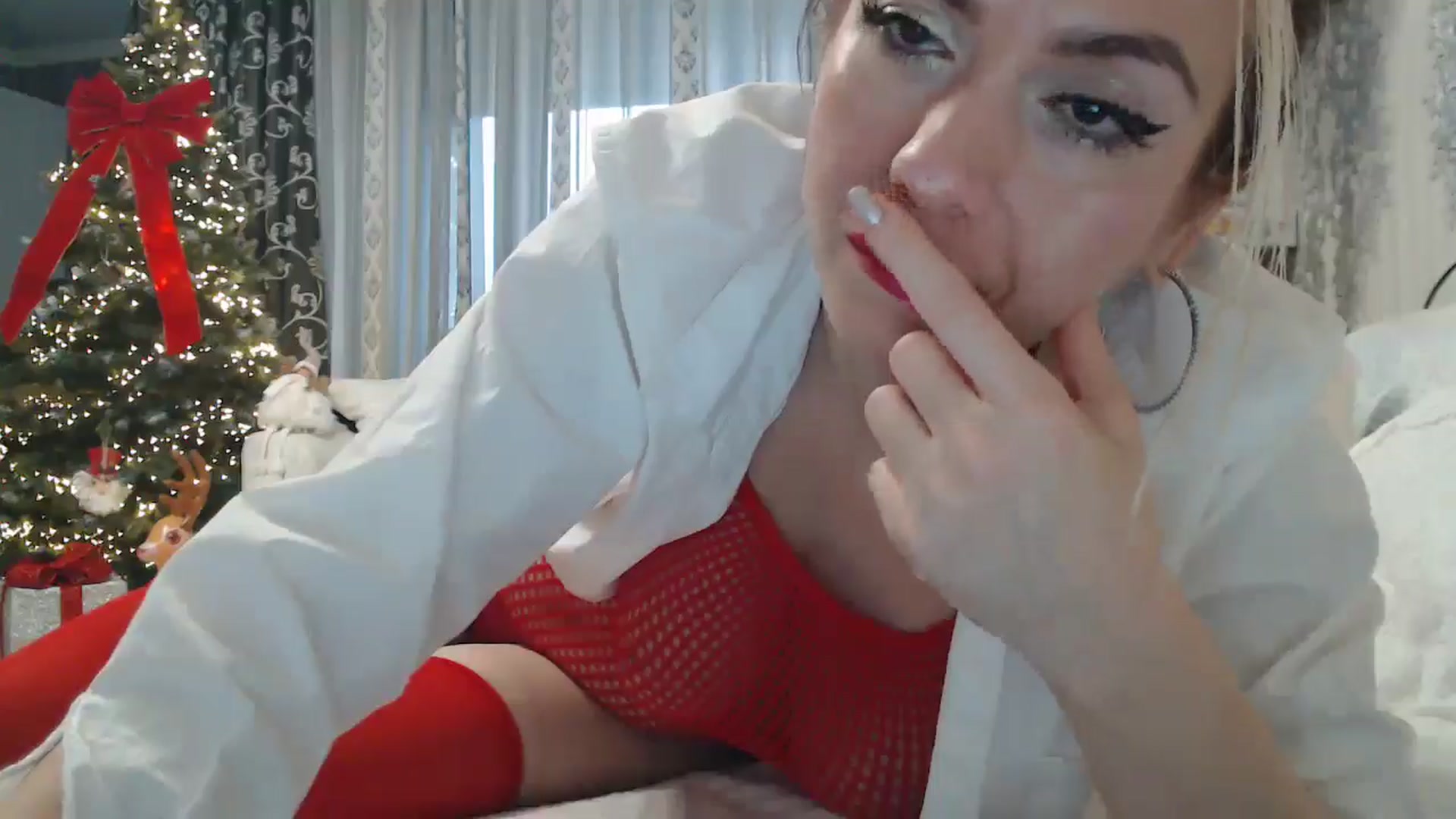 Gallery image thumbnail from SweetyKimmy's myfreecams stream on, 12/30/2024, 07:31 image 10 of 20