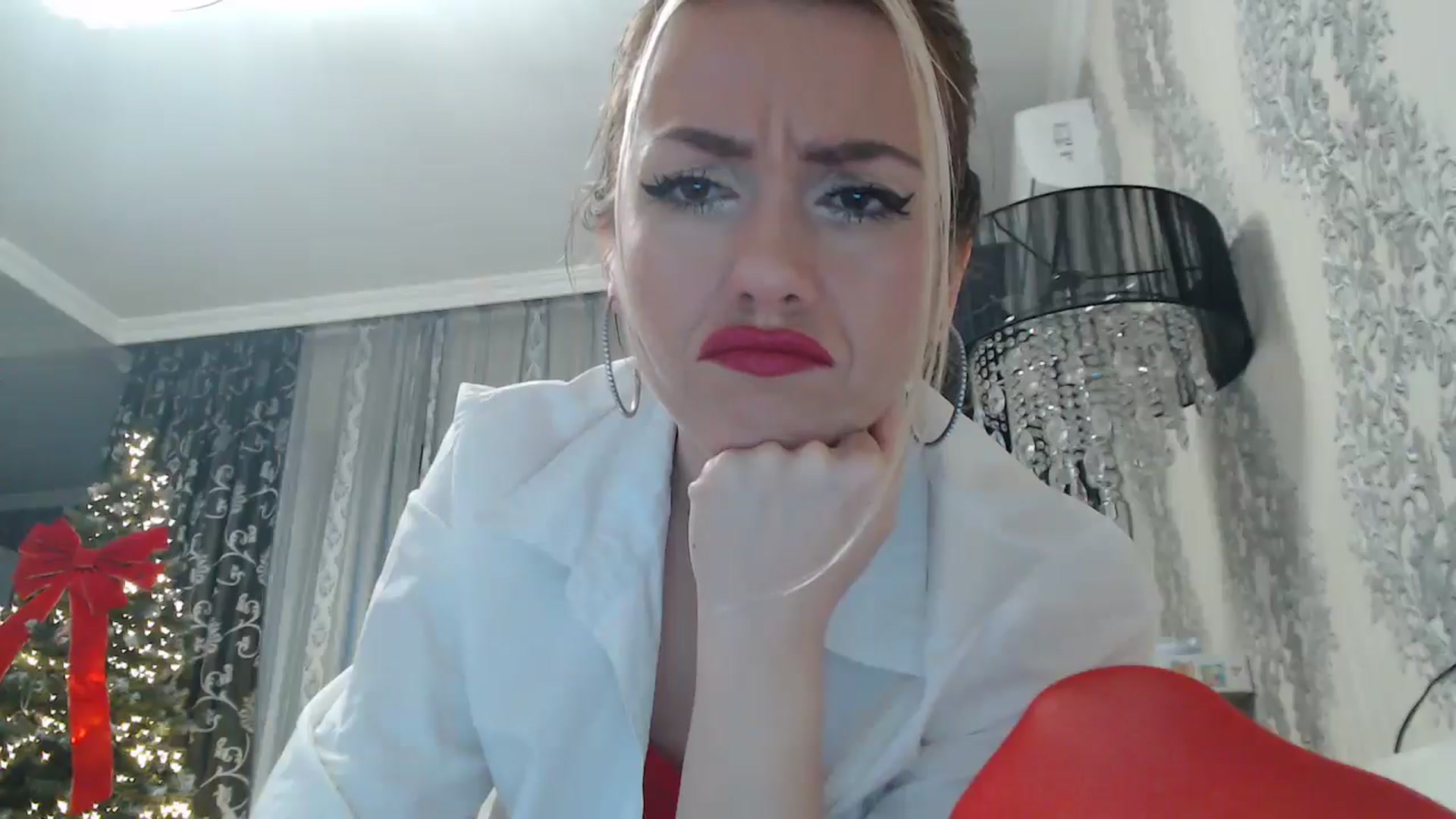 Gallery image thumbnail from SweetyKimmy's myfreecams stream on, 12/30/2024, 07:31 image 2 of 20